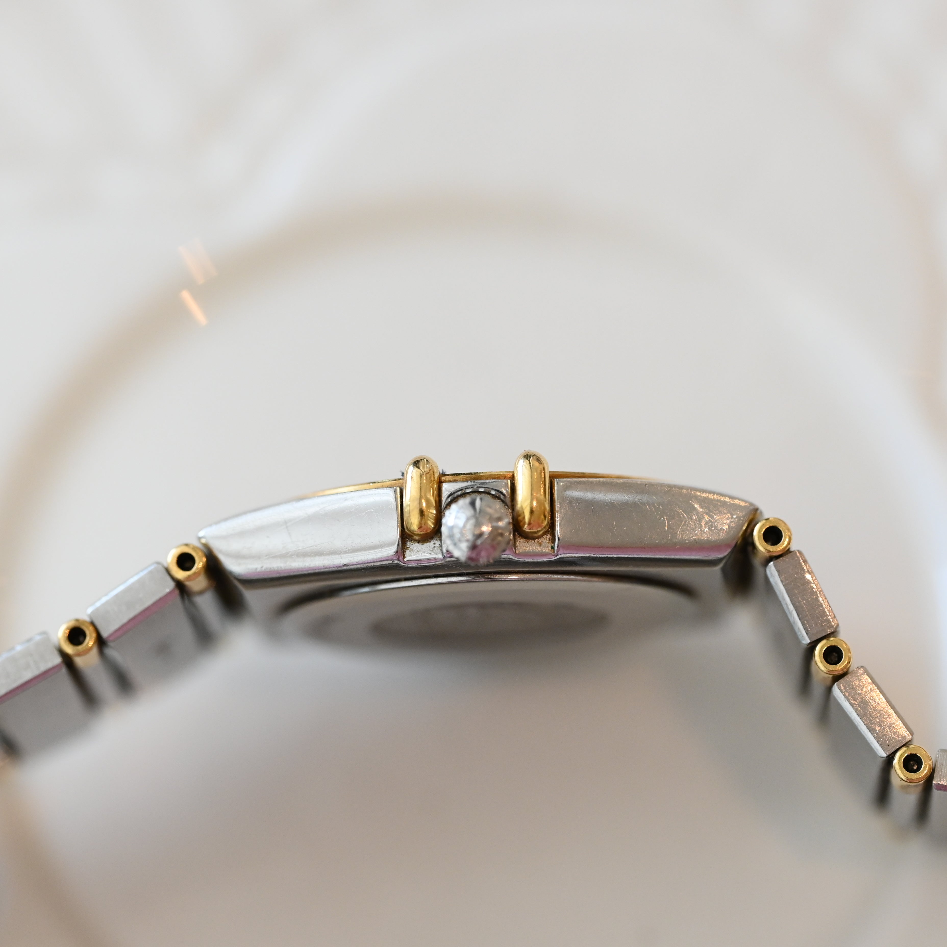 Omega Constellation Manhattan 1370.10 - Leluxe Vintage Sdn. Bhd.