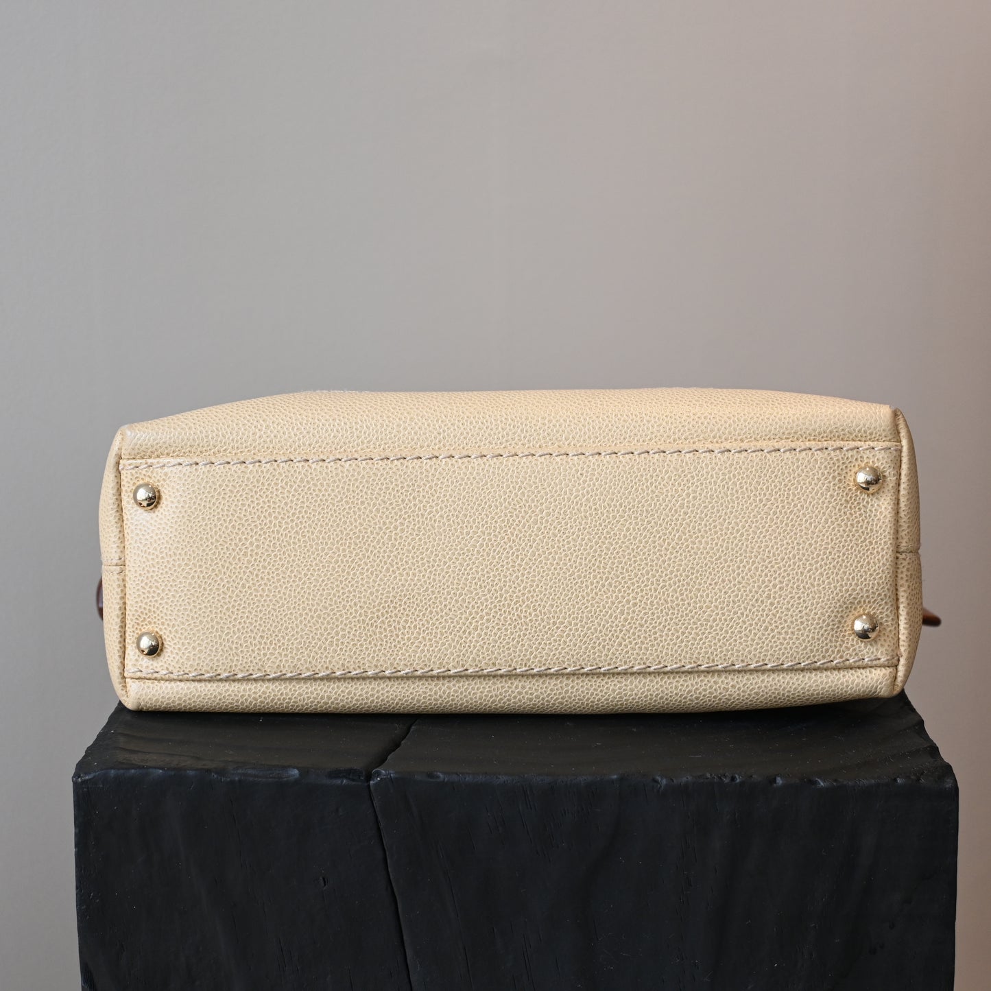 Chanel Caviar CC Hobo Wood Chain - Leluxe Vintage Sdn. Bhd.