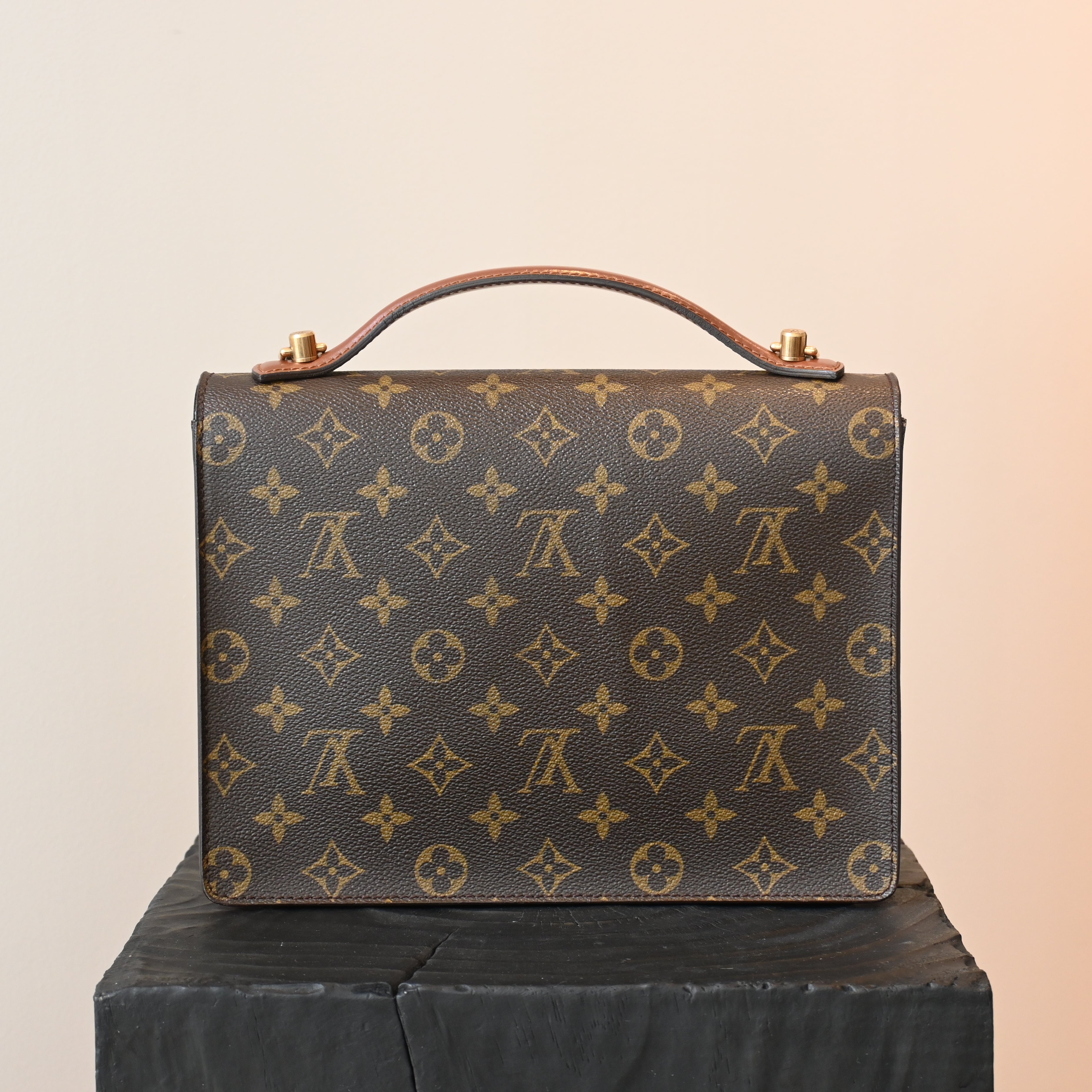 Louis Vuitton Monceau 26 - Leluxe Vintage Sdn. Bhd.