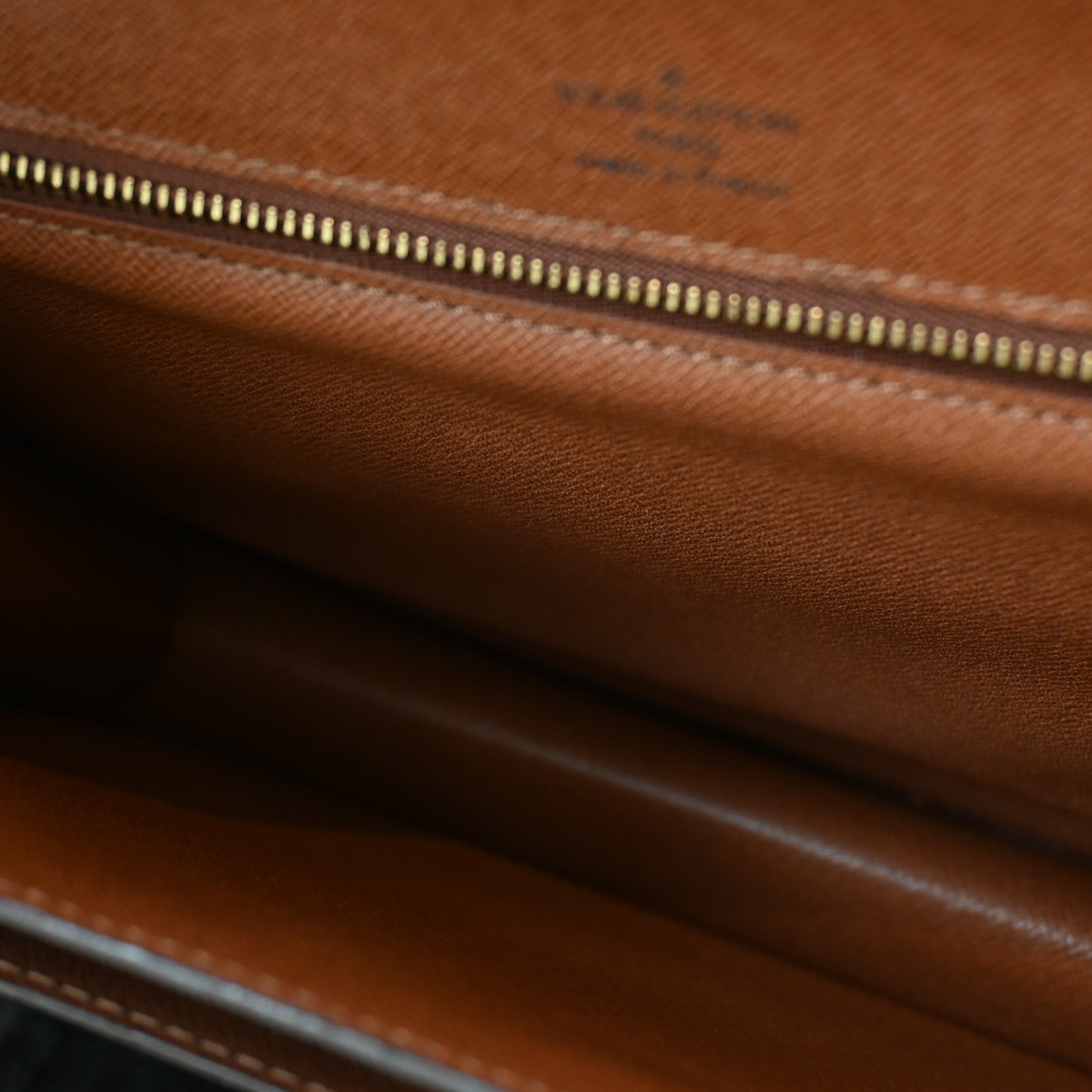 Louis Vuitton Monceau 26 - Leluxe Vintage Sdn. Bhd.