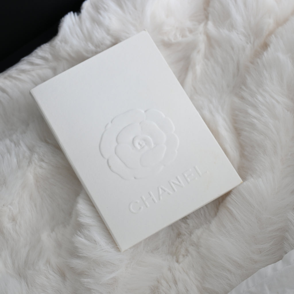 Chanel Vanity Pearl Crush Lambskin - Leluxe Vintage Sdn. Bhd.