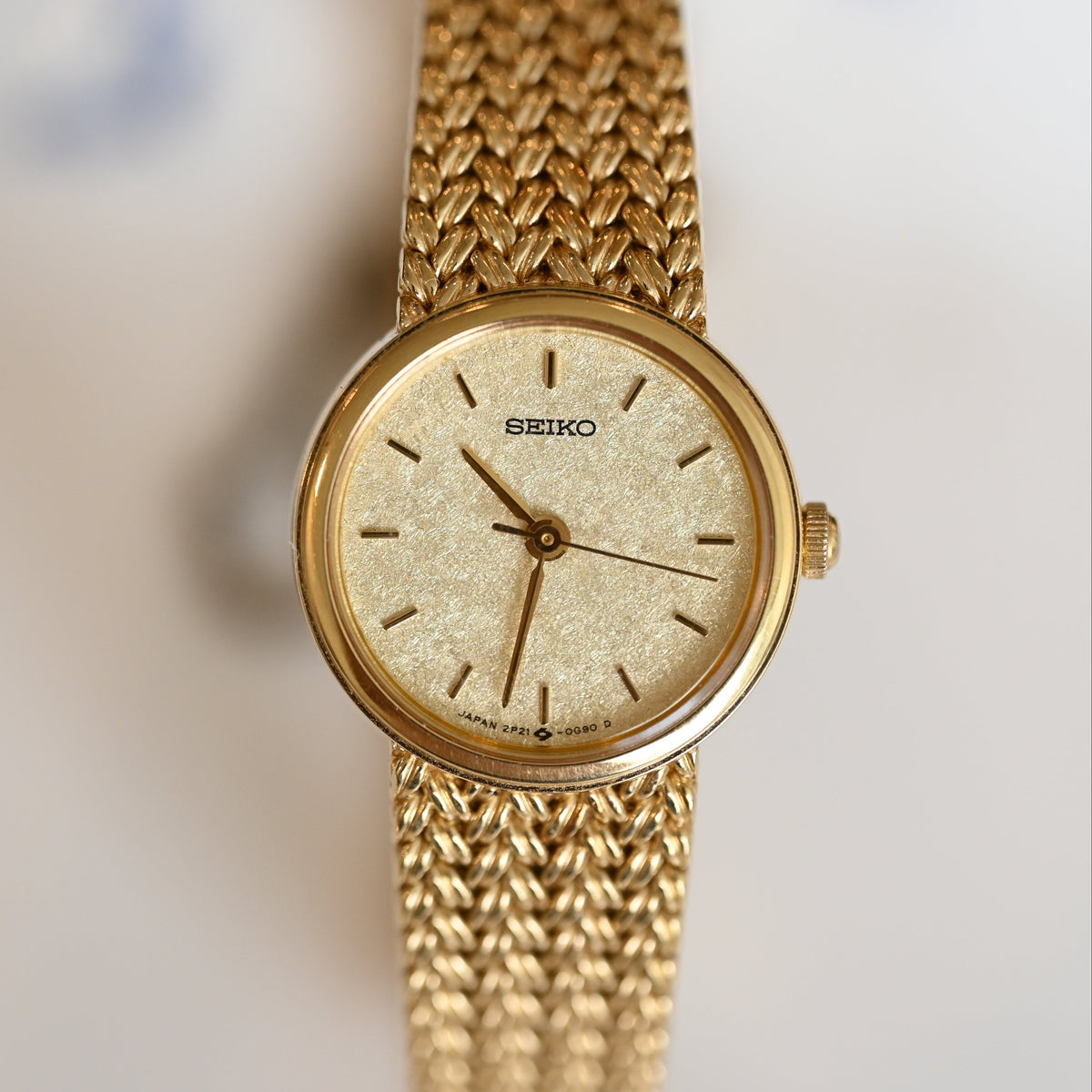 Seiko Frosted Gold Dial with Mesh Bracelet Watch 2P21-0B70