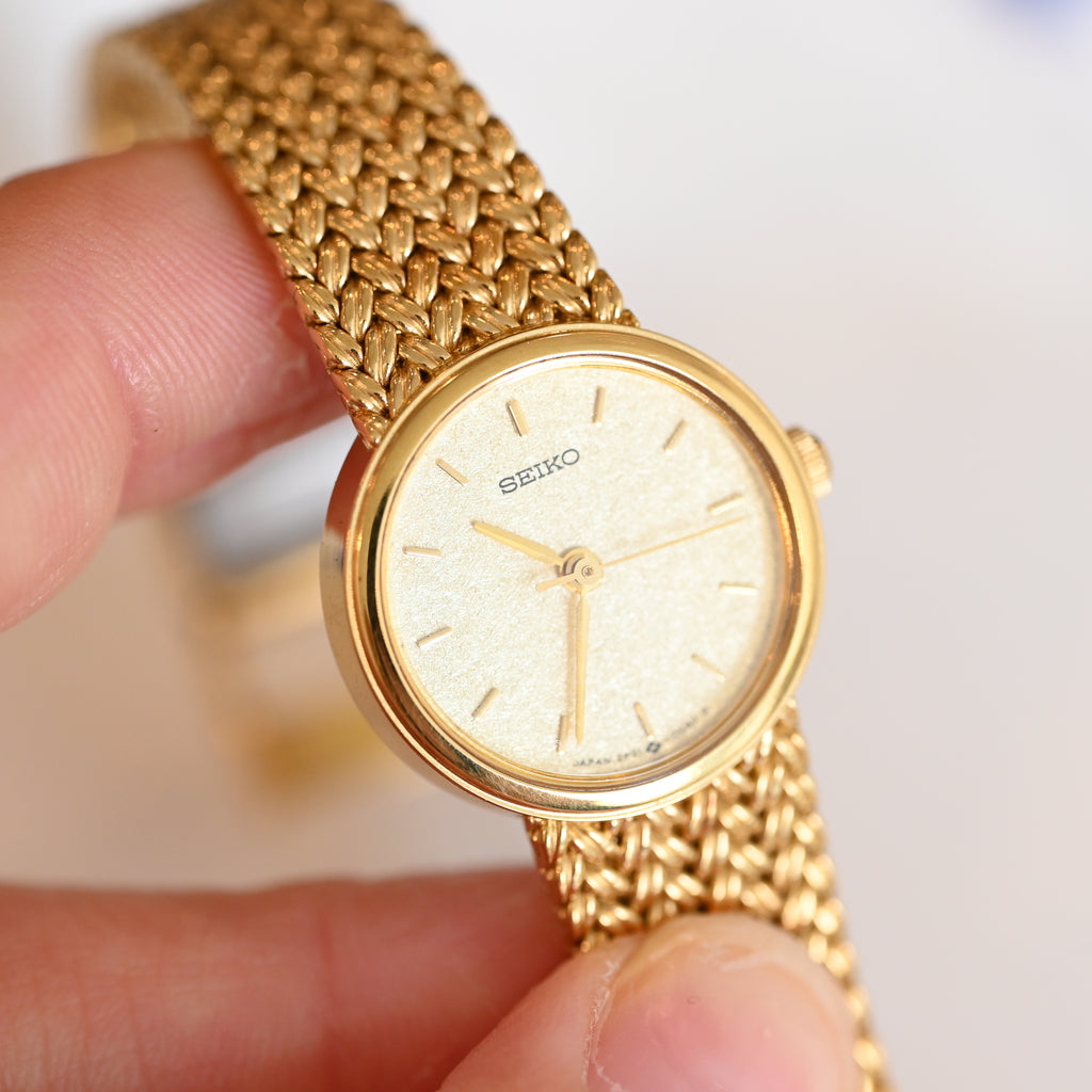 Seiko Frosted Gold Dial with Mesh Bracelet Watch 2P21-0B70