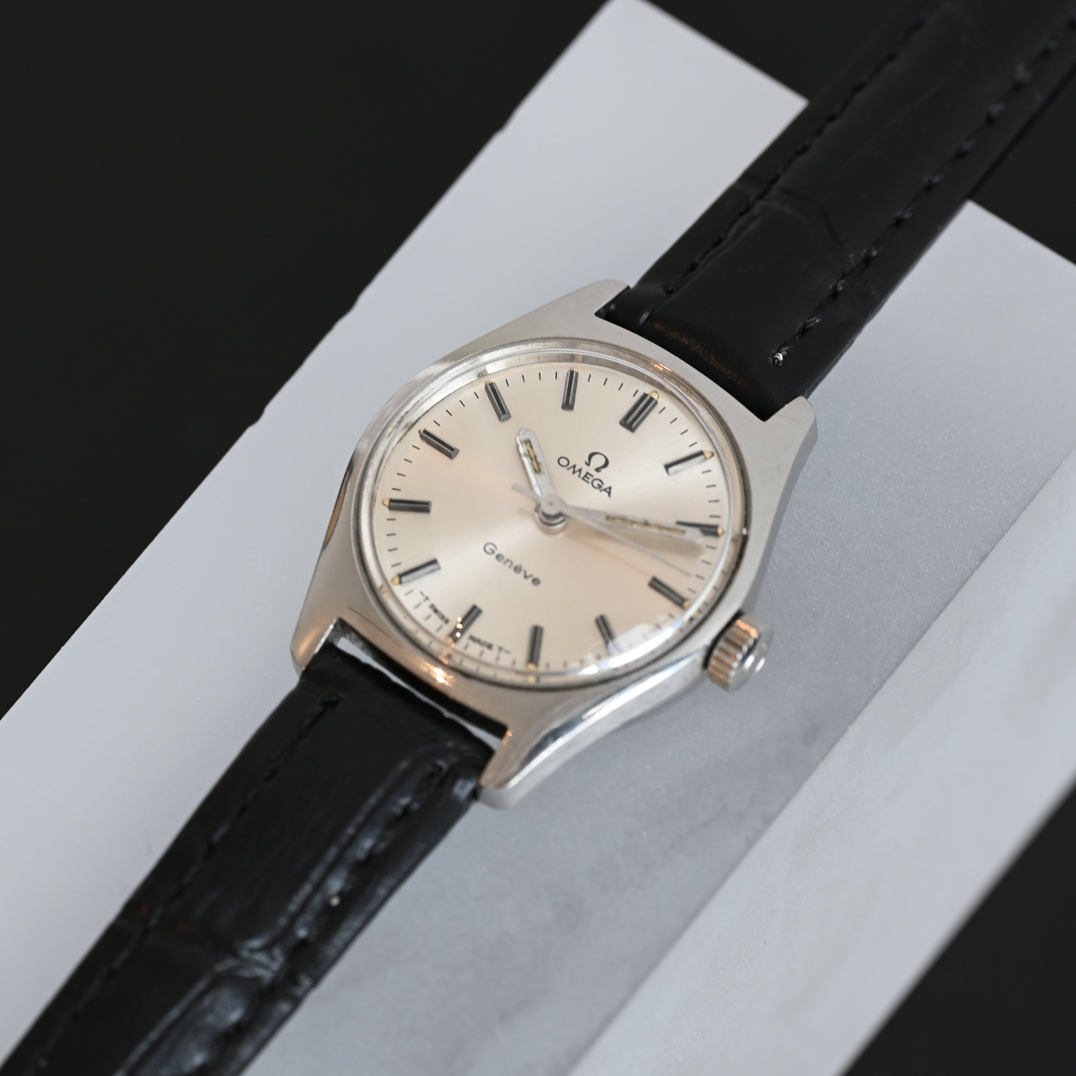 Omega Geneve Ref.135.041 Cal.601 - Leluxe Vintage Sdn. Bhd.