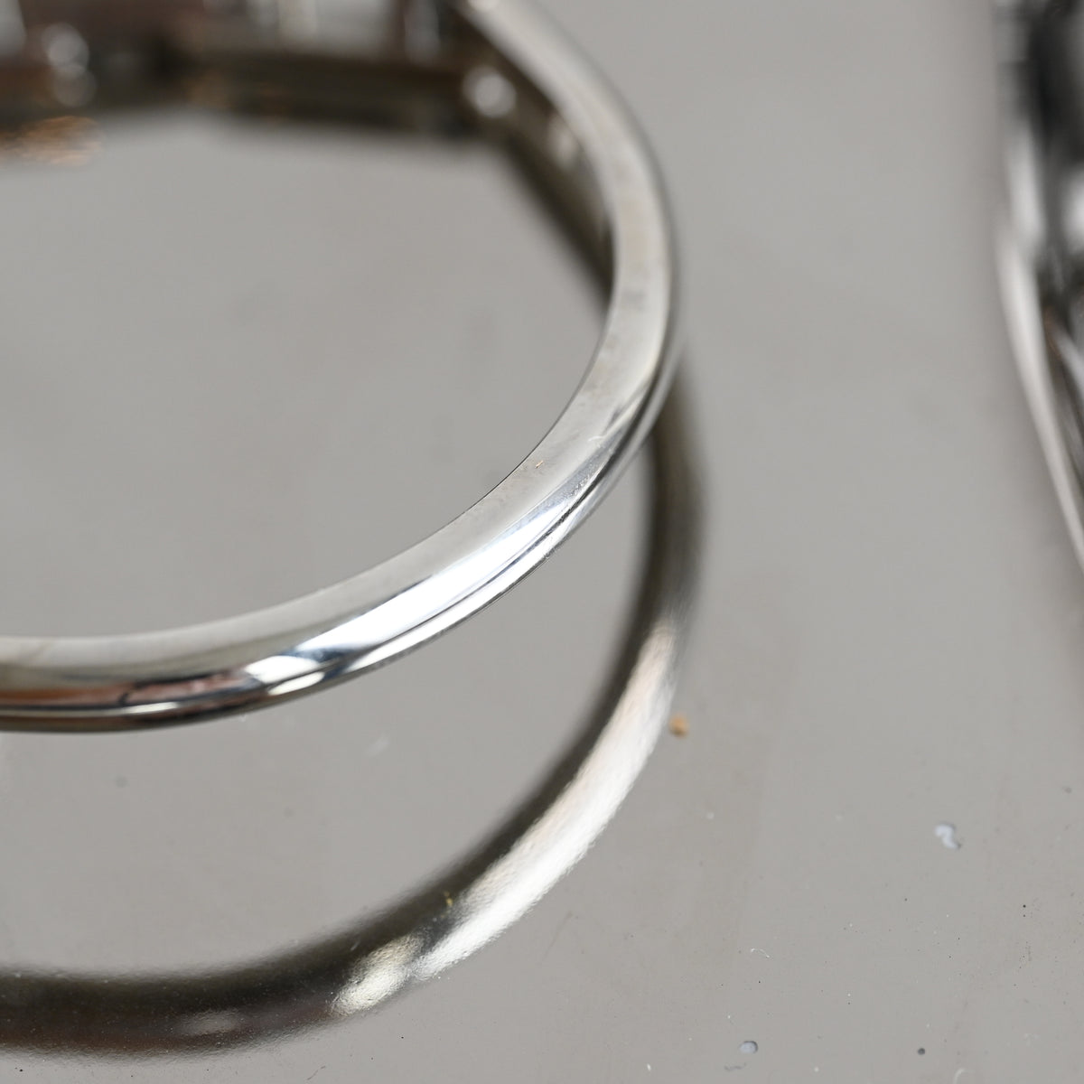 Gucci Bangle Black Dial Watch 1900L