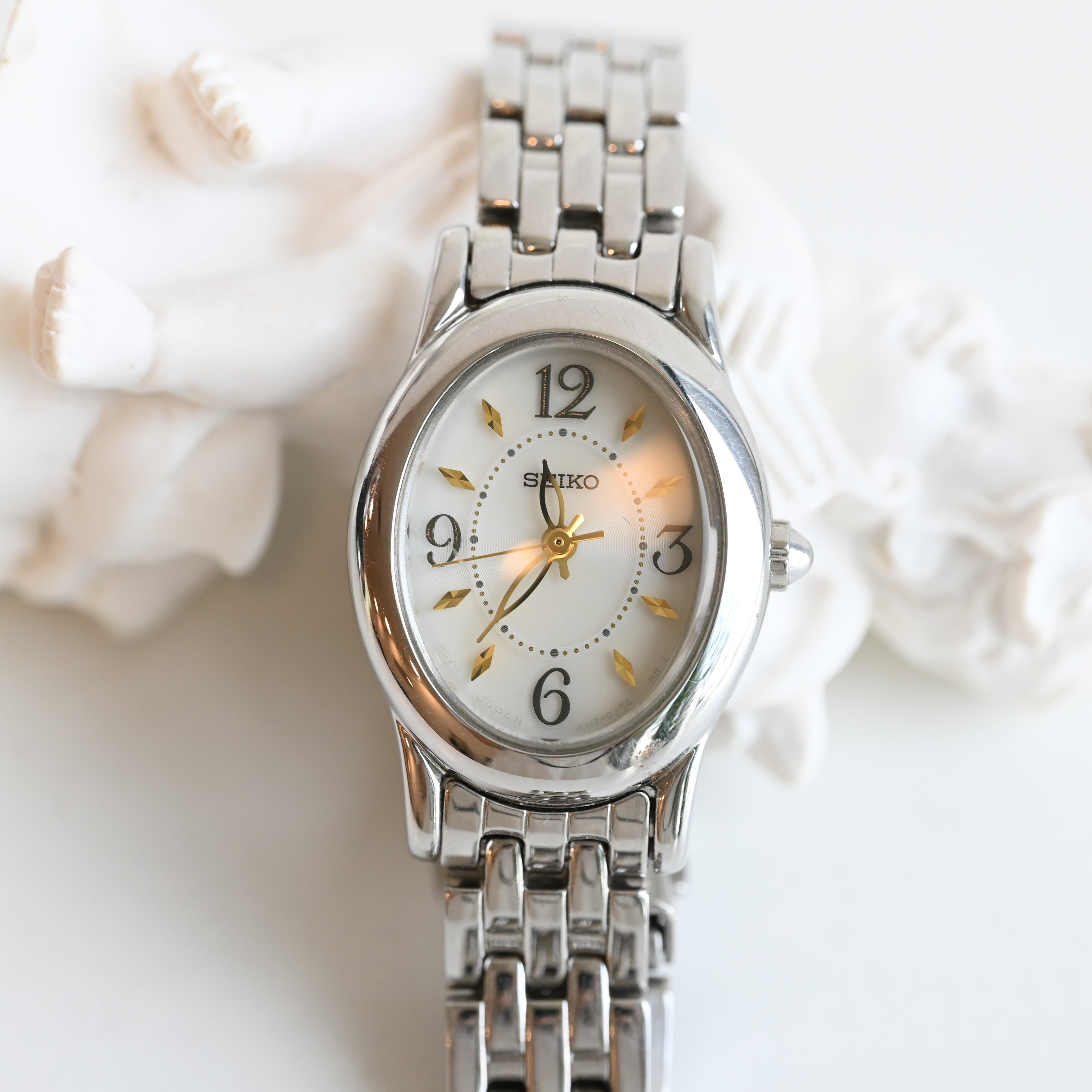 Seiko V117-0CR0 Solar Watch - Leluxe Vintage Sdn. Bhd.