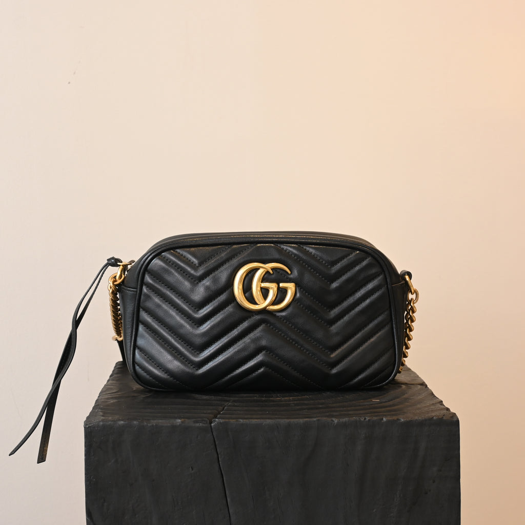Gucci GG Marmont Small Matelassé Crossbody Camera Bag