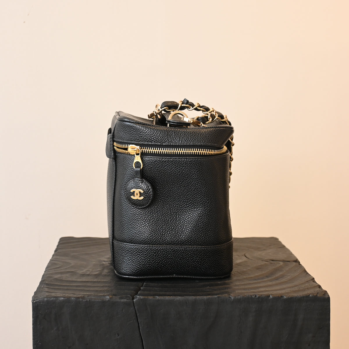 Chanel Vintage Vanity Case Black Caviar