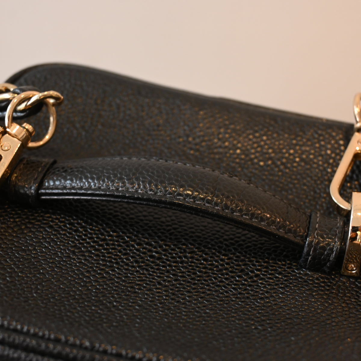 Chanel Vintage Vanity Case Black Caviar