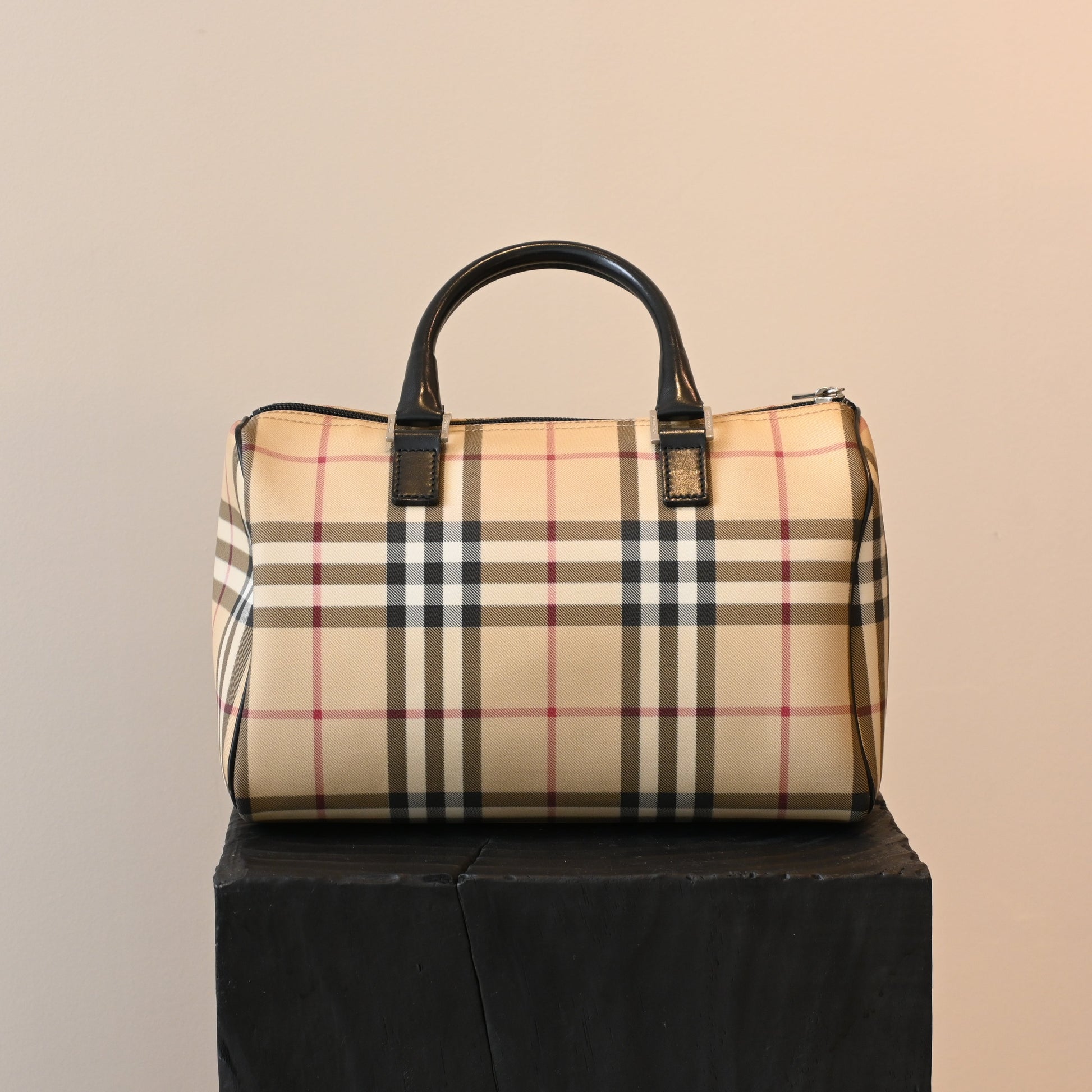 Burberry Nova Check Boston - Leluxe Vintage Sdn. Bhd.