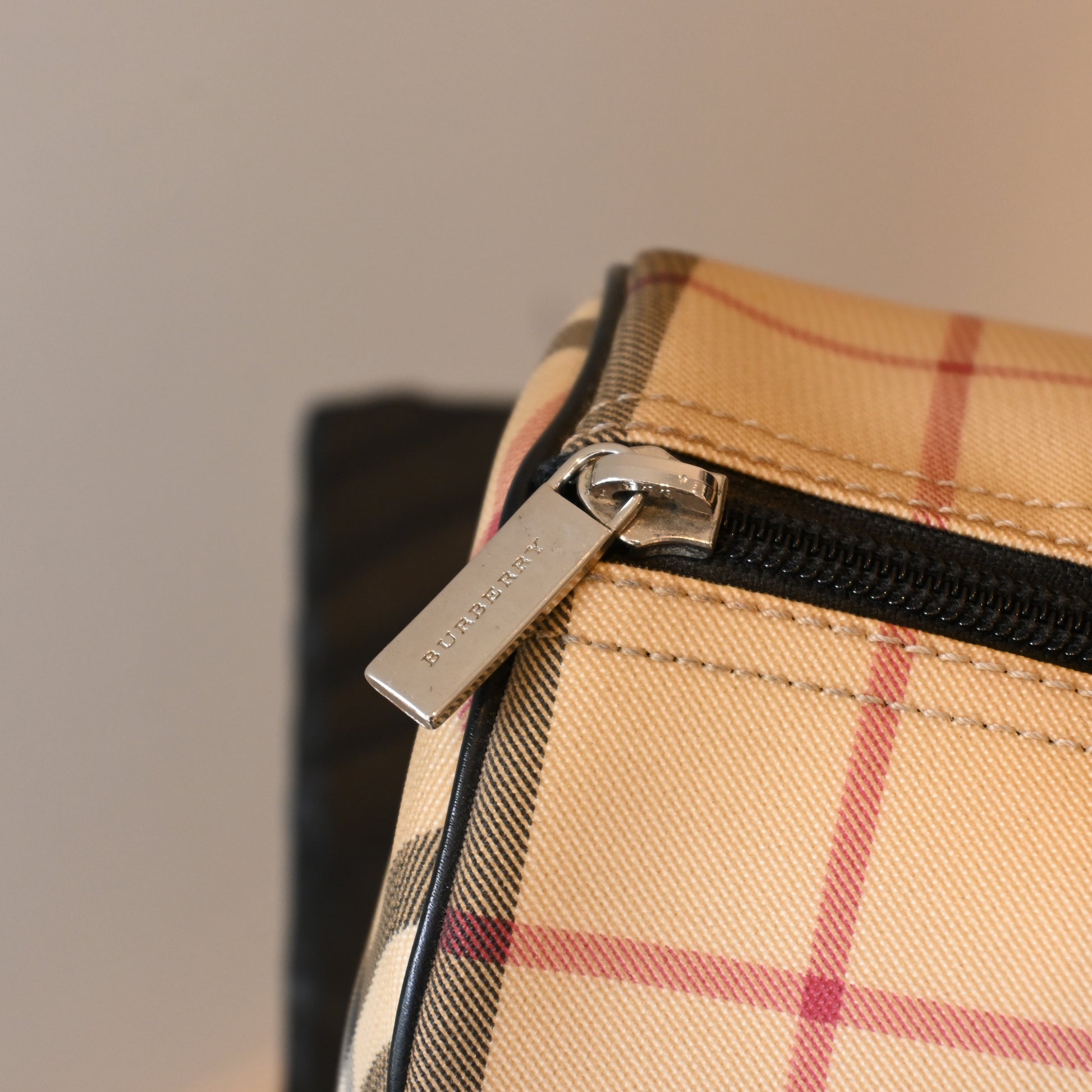 Burberry Nova Check Boston - Leluxe Vintage Sdn. Bhd.