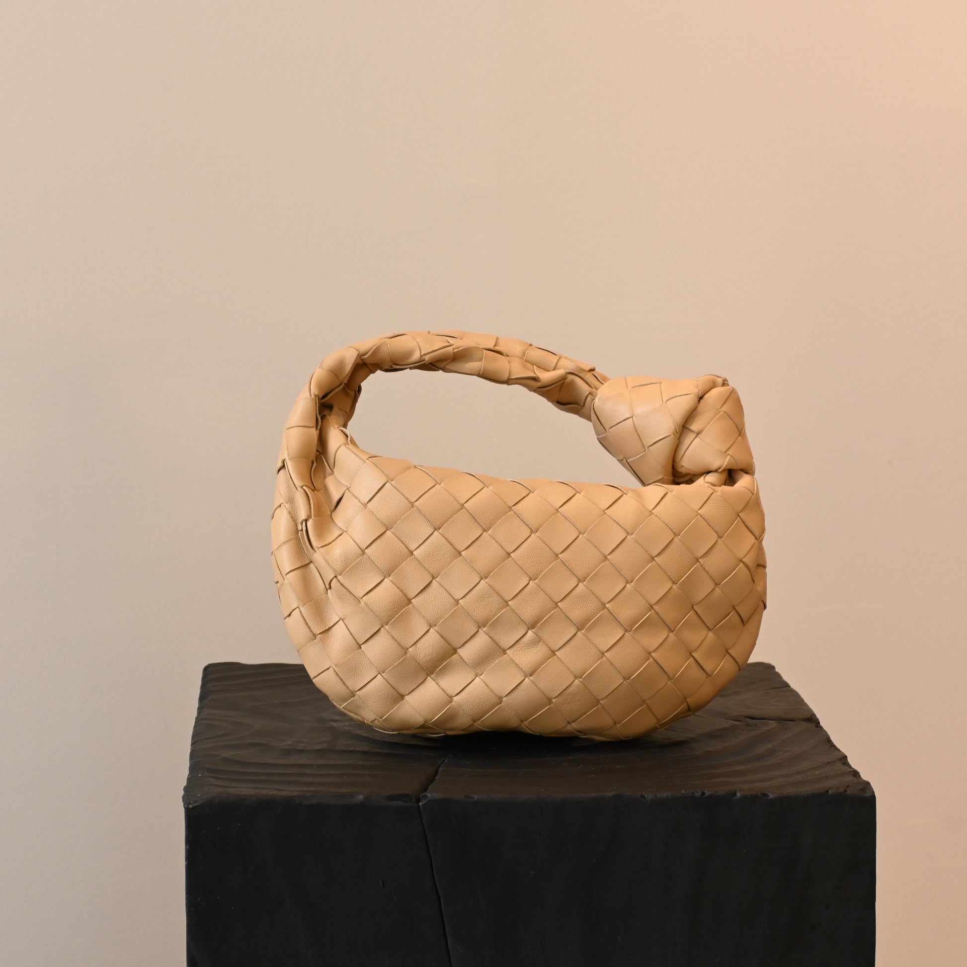 Bottega Veneta Mini Jodie - Leluxe Vintage Sdn. Bhd.