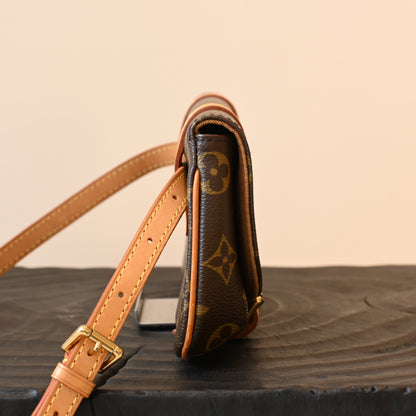 Louis Vuitton Marelle Belt Bag - Leluxe Vintage Sdn. Bhd.