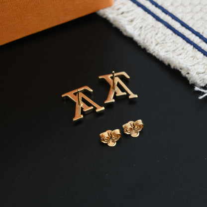 Louis Vuitton Bookle Dreille LV Iconic Piercing Jewelry