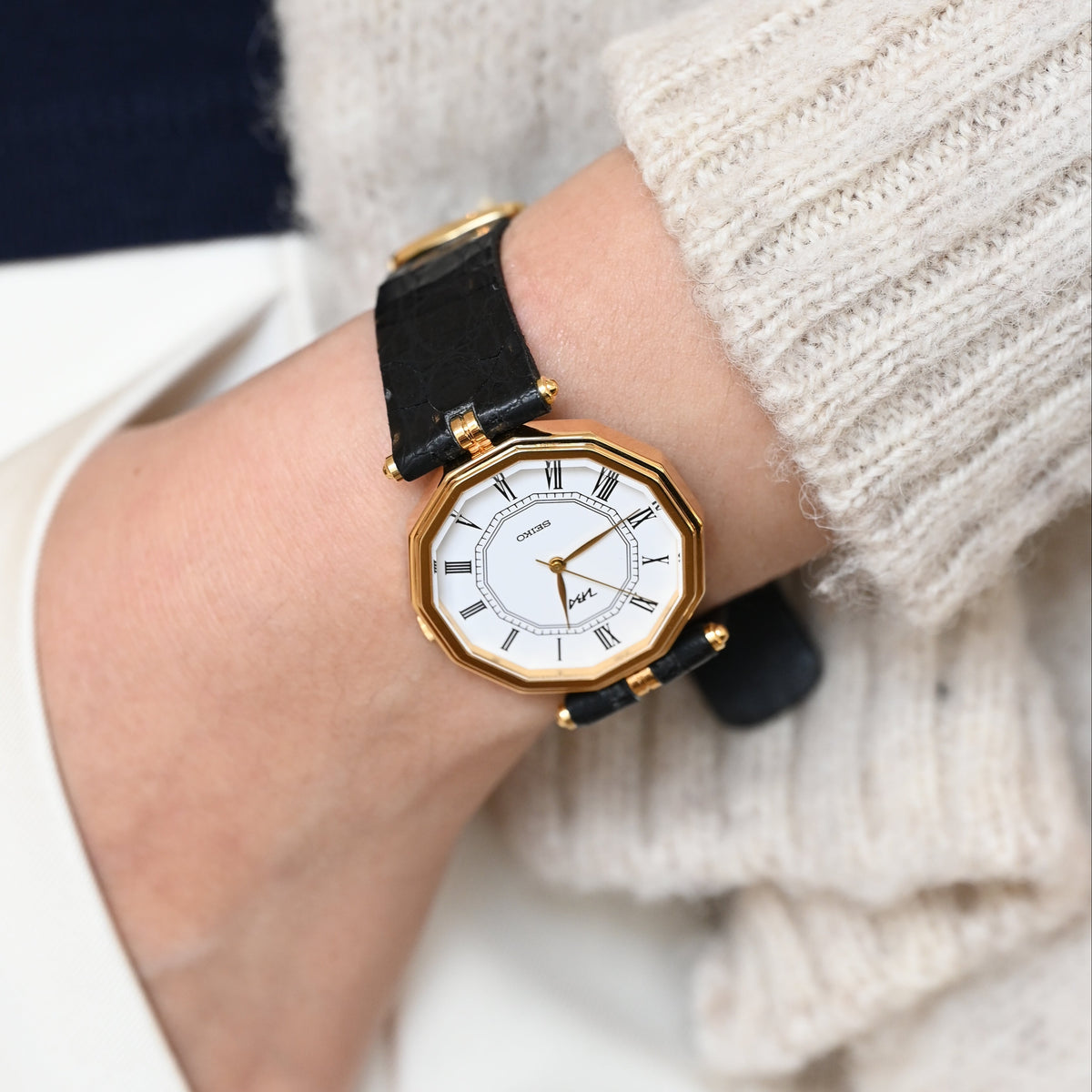 Seiko Limited Edition TBS 2021-5600 Dodecagon Watch - 1980 - Leluxe Vintage Sdn. Bhd.