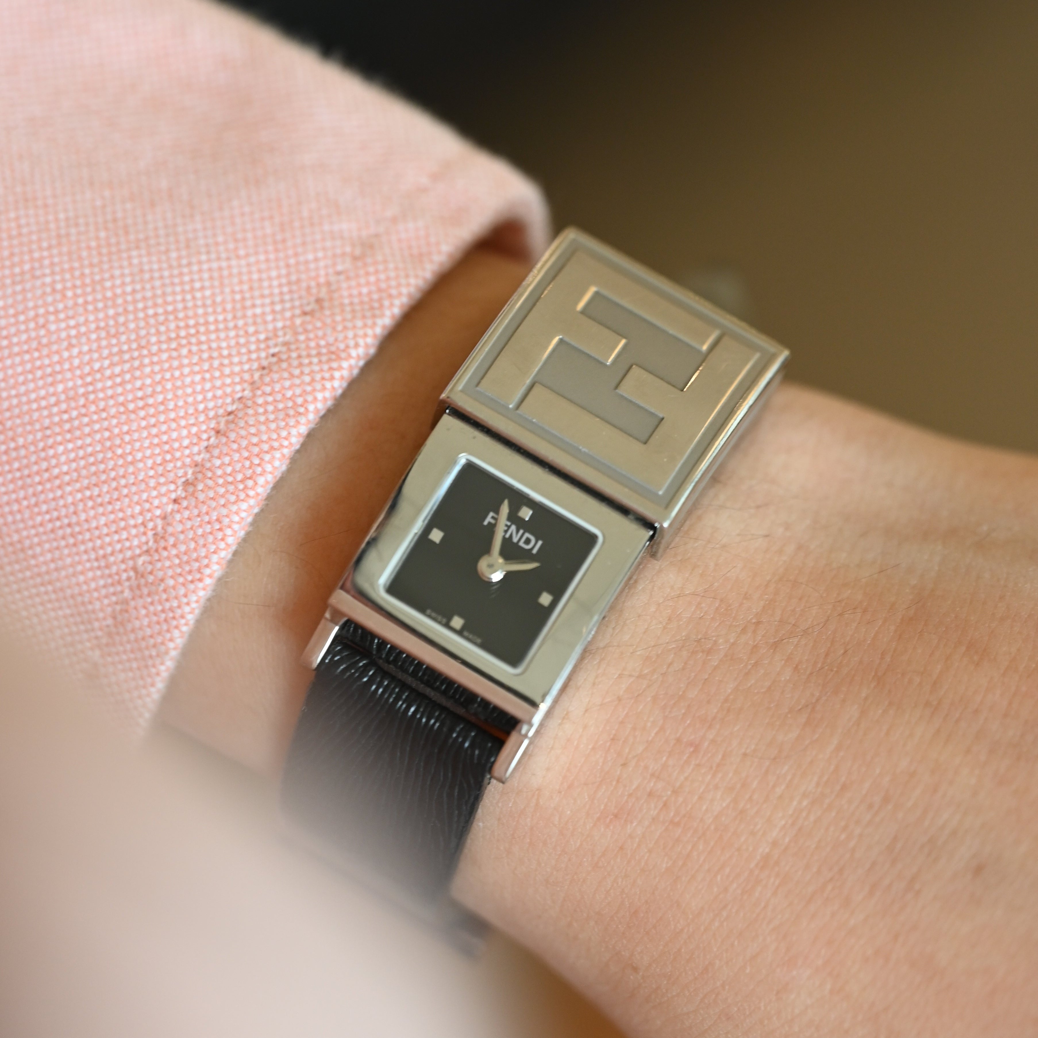 Fendi Orologi 5400L - Leluxe Vintage Sdn. Bhd.