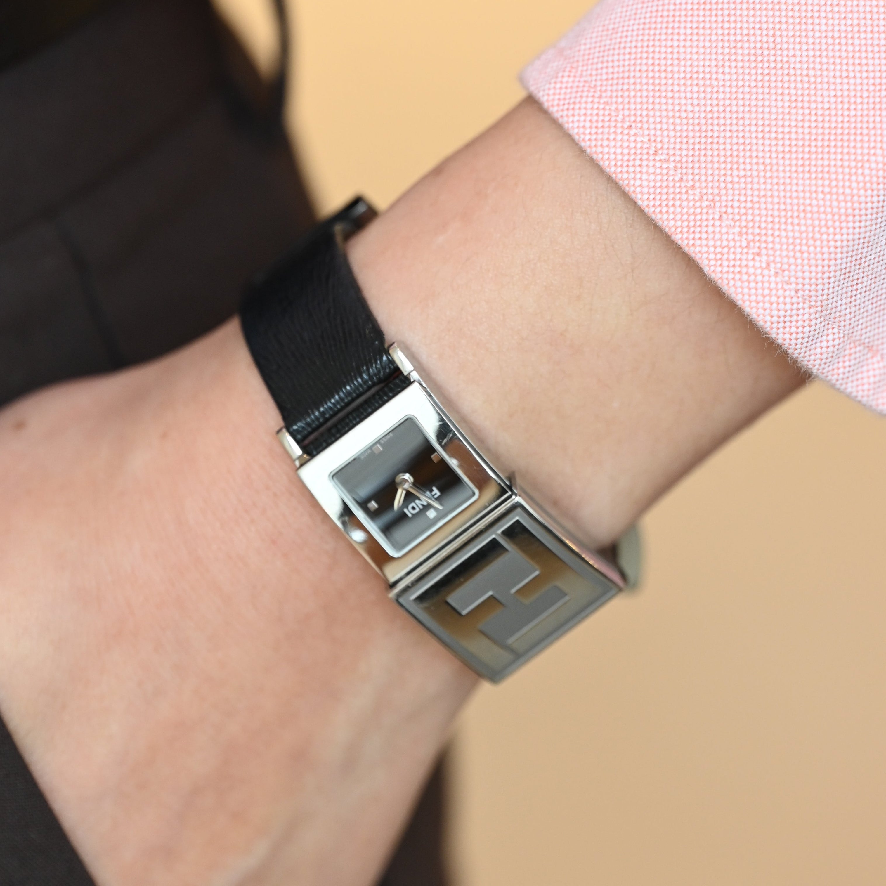 Fendi Orologi 5400L - Leluxe Vintage Sdn. Bhd.
