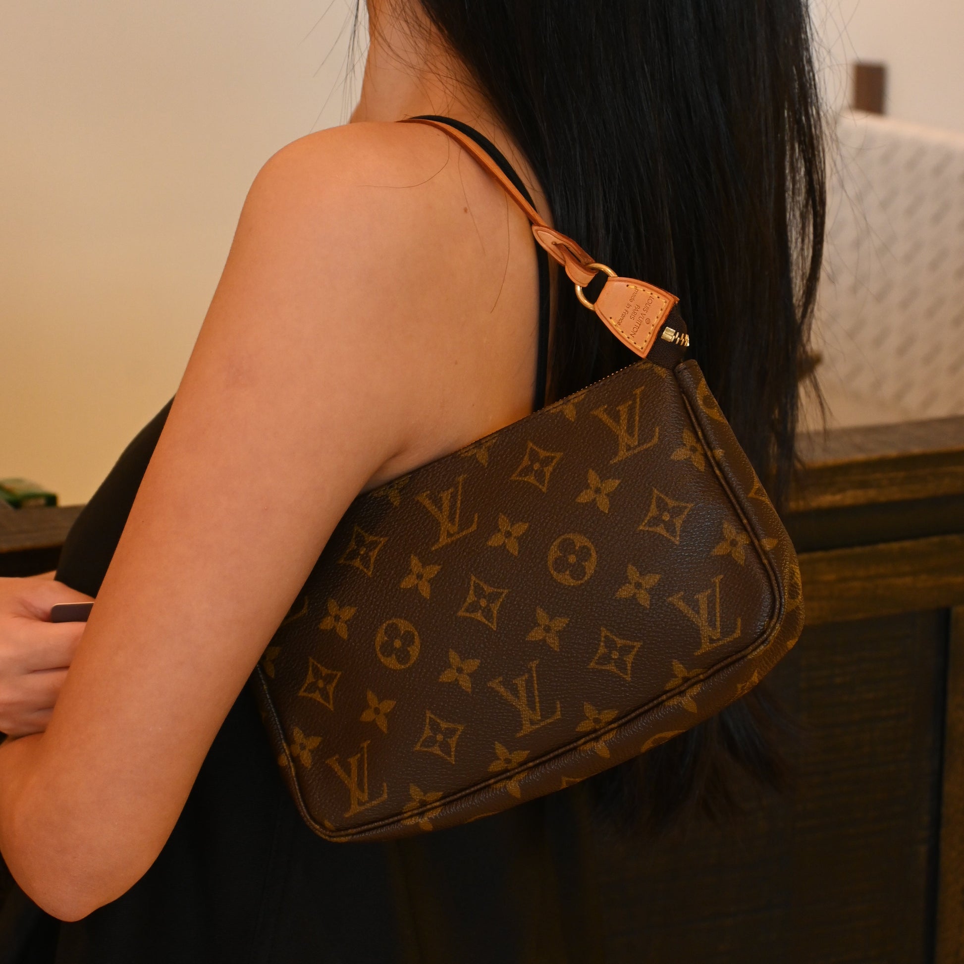 Louis Vuitton Monogram Pochette Accessoires - Leluxe Vintage Sdn. Bhd.