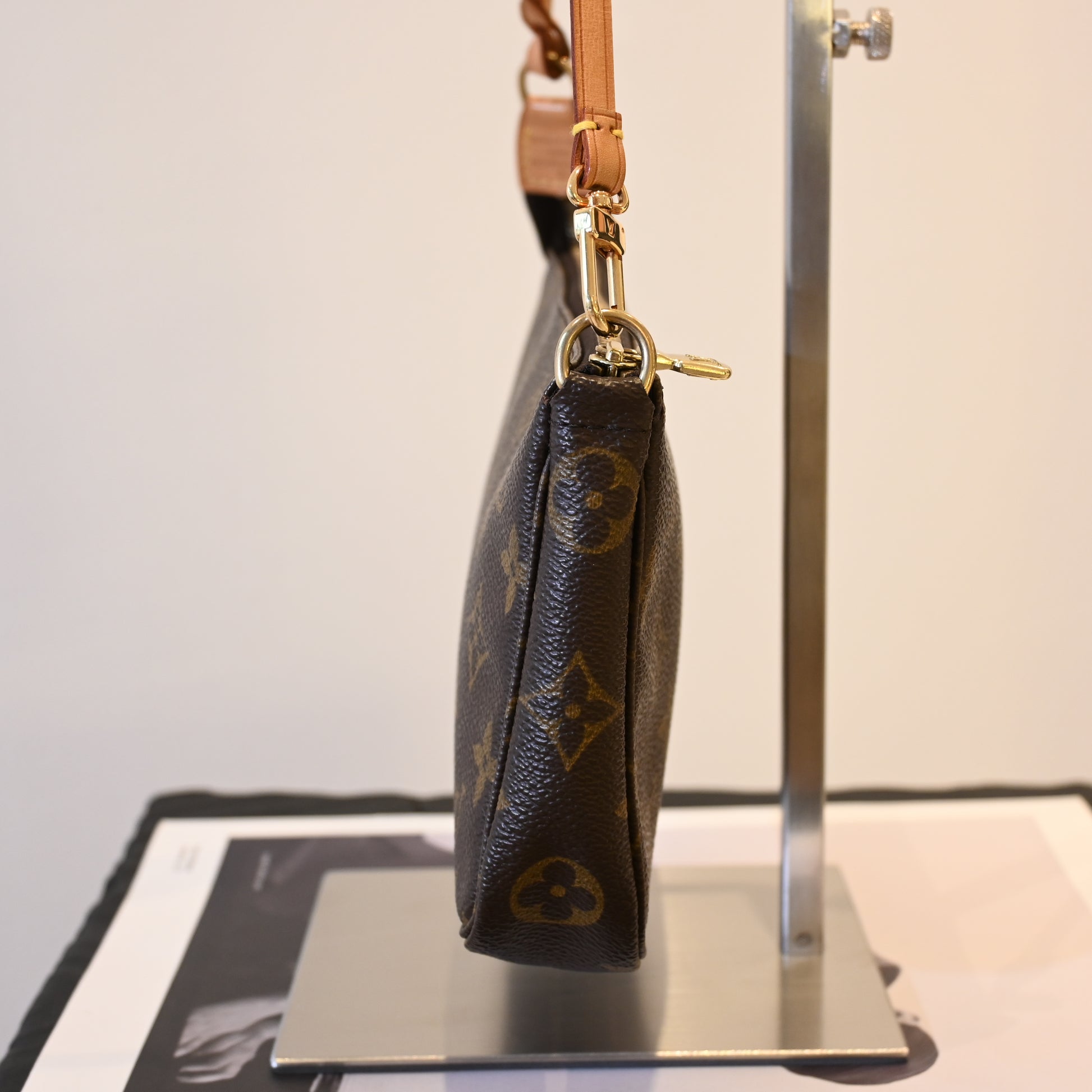 Louis Vuitton Monogram Pochette Accessoires - Leluxe Vintage Sdn. Bhd.