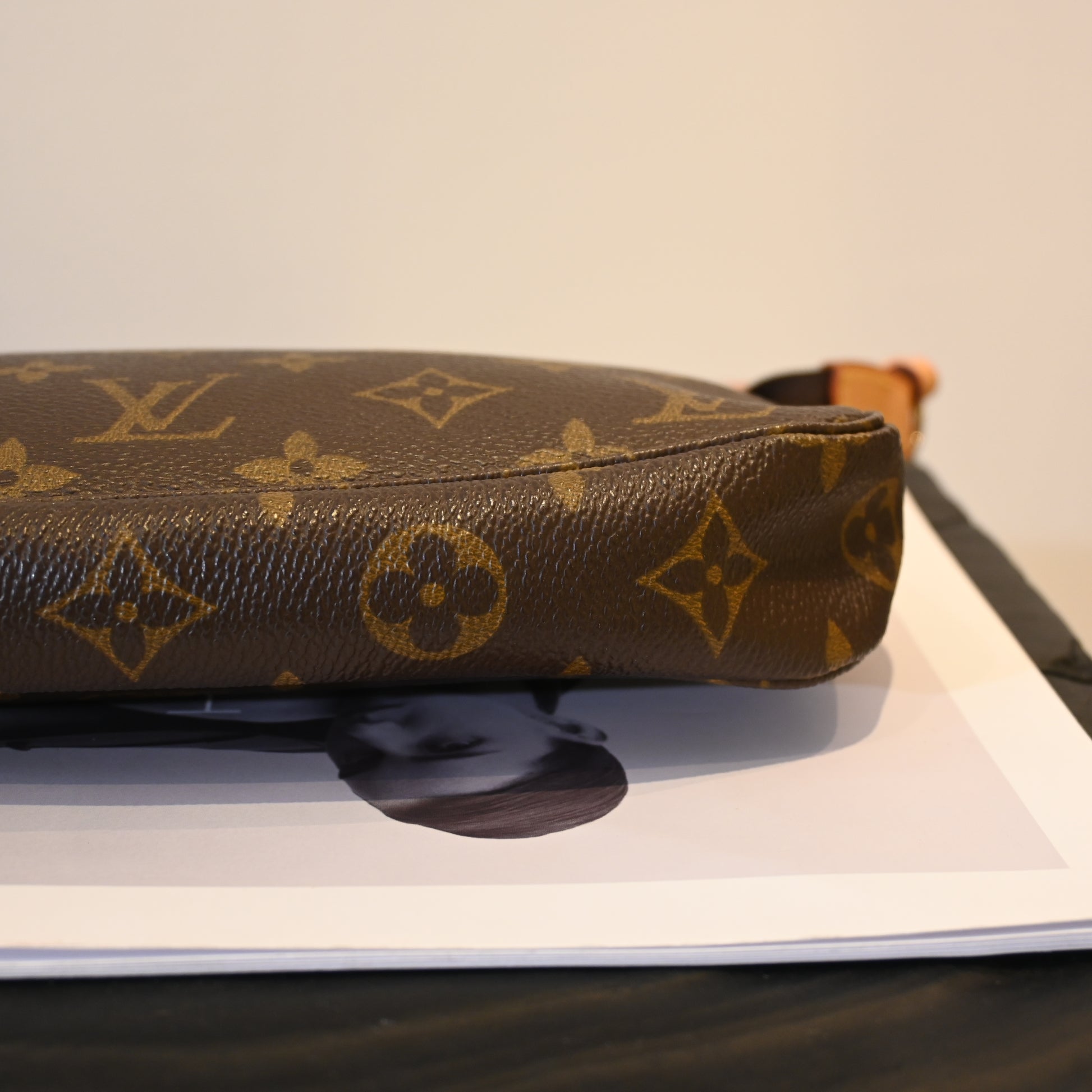 Louis Vuitton Monogram Pochette Accessoires - Leluxe Vintage Sdn. Bhd.