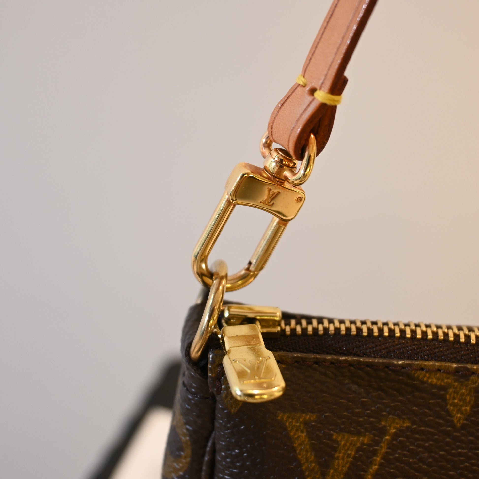 Louis Vuitton Monogram Pochette Accessoires - Leluxe Vintage Sdn. Bhd.
