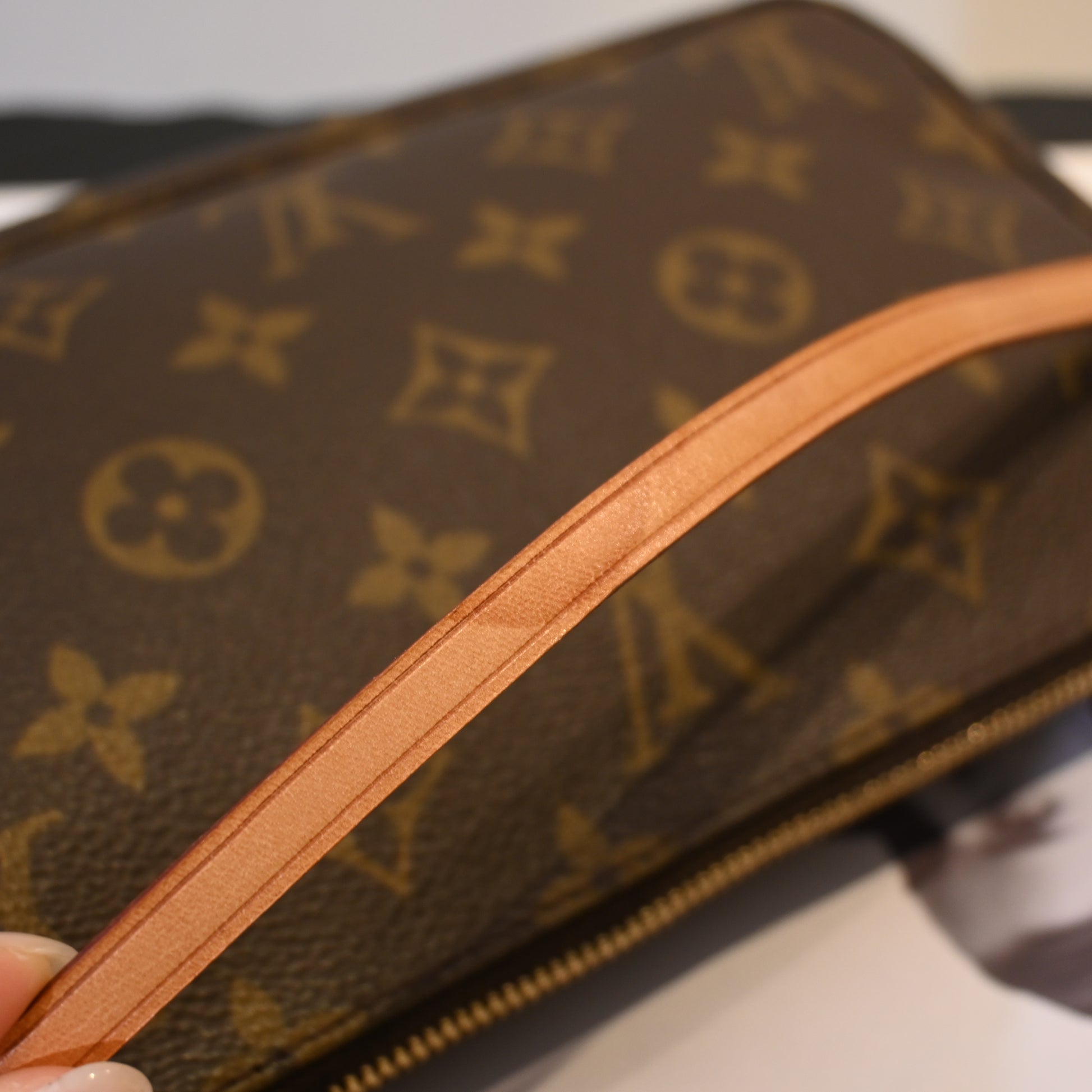 Louis Vuitton Monogram Pochette Accessoires - Leluxe Vintage Sdn. Bhd.