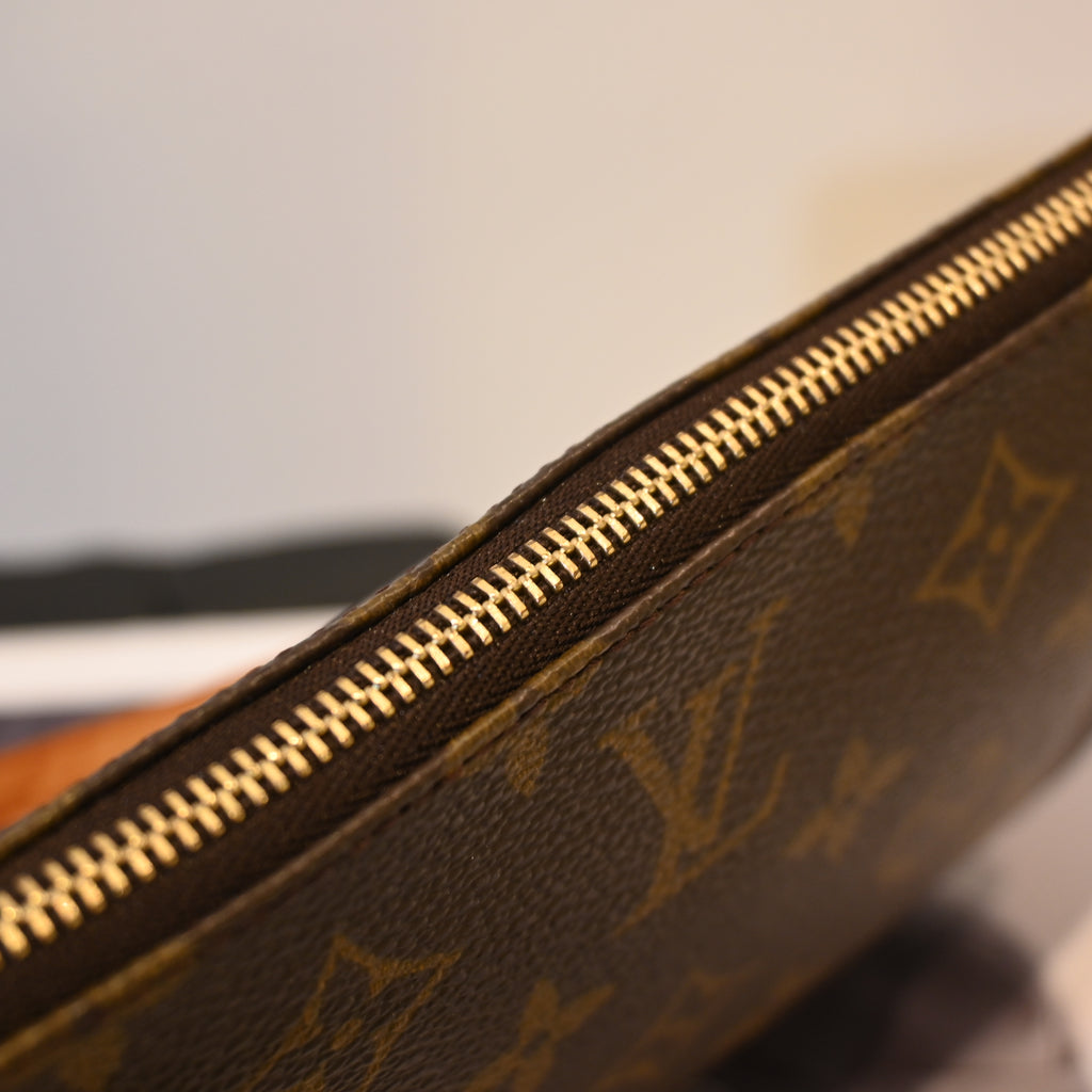 Louis Vuitton Monogram Pochette Accessoires - Leluxe Vintage Sdn. Bhd.
