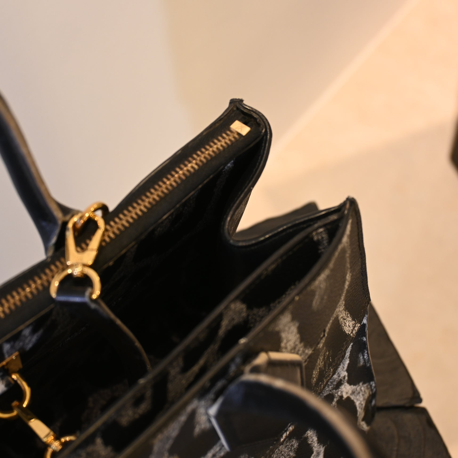 Louis Vuitton Wild Animal Print City Steamer MM - Leluxe Vintage Sdn. Bhd.