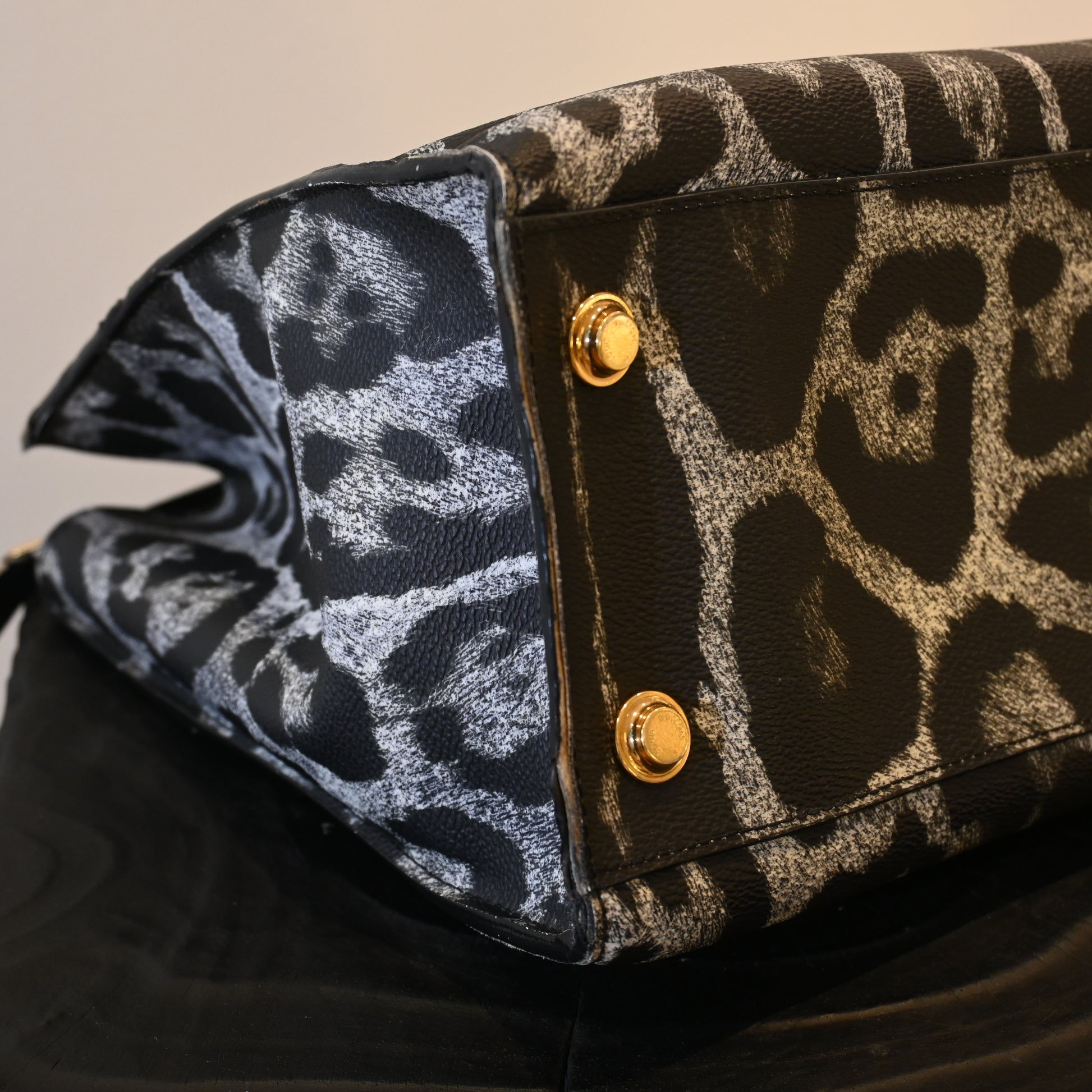 Louis Vuitton Wild Animal Print City Steamer MM - Leluxe Vintage Sdn. Bhd.