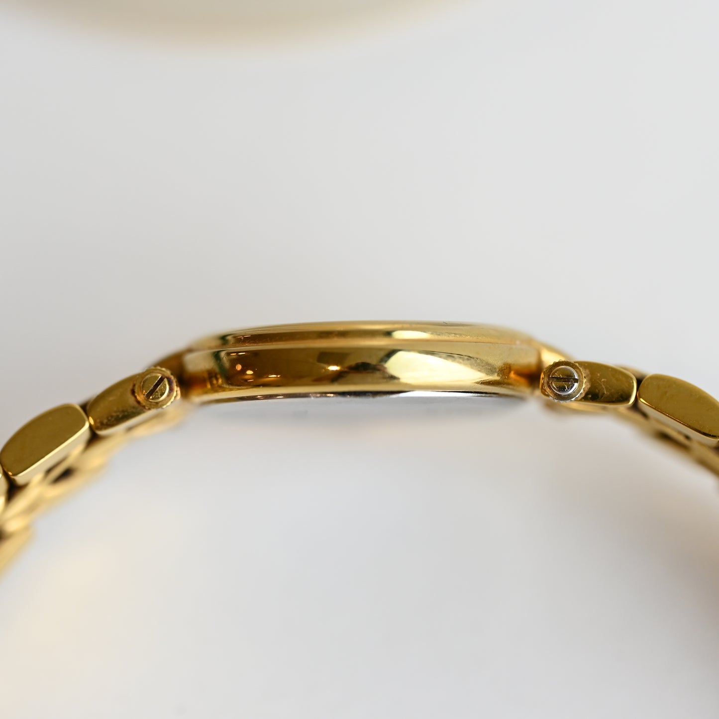 Longines L6.204.2 Oval Bracelet Watch - Leluxe Vintage Sdn. Bhd.
