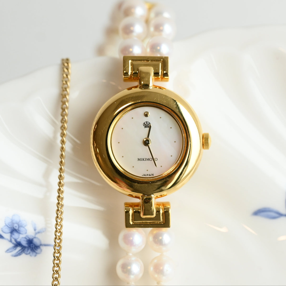 Mikimoto Double Pearl Bracelet JAL Watch Ref. 4N20-0941