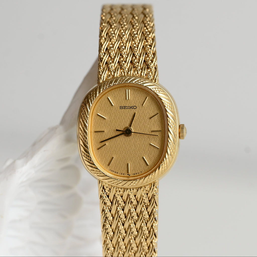 Seiko 1221-5920 Oval Dial Mesh Bracelet Watch
