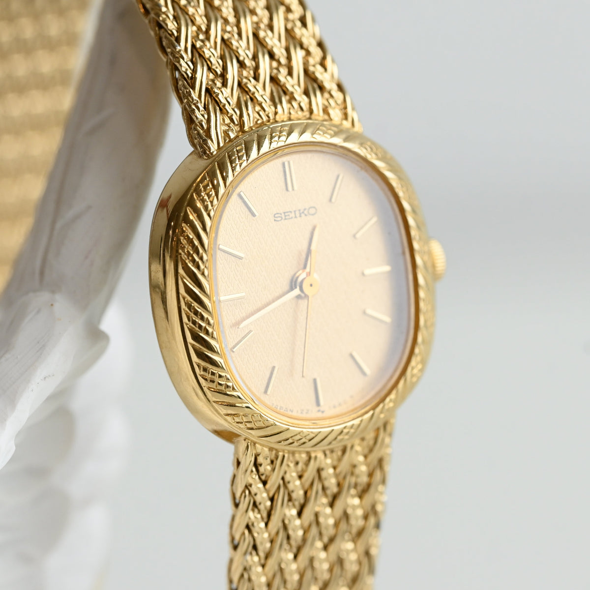 Seiko 1221-5920 Oval Dial Mesh Bracelet Watch