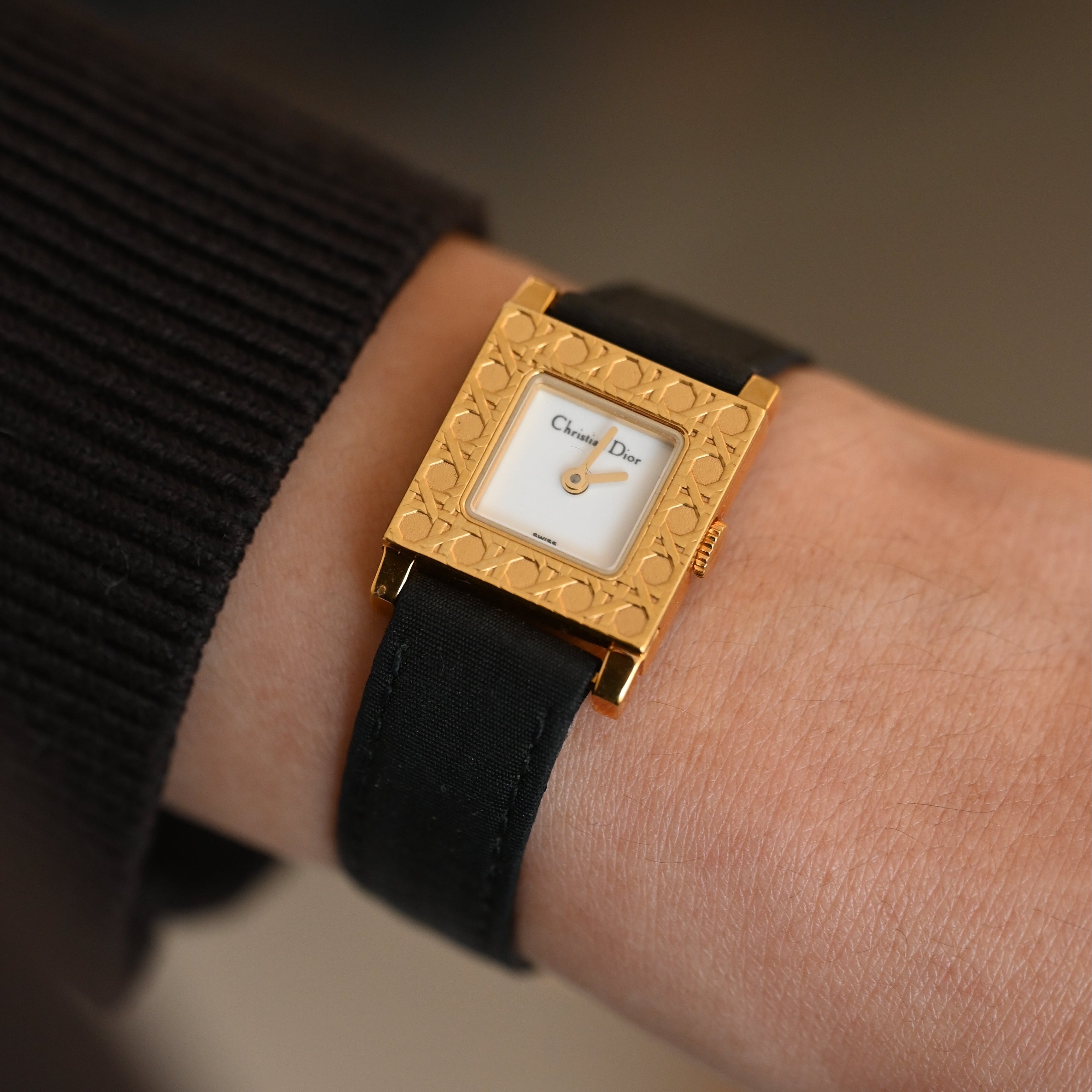 Christian Dior D60-159 La Parisienne Watch - Leluxe Vintage Sdn. Bhd.