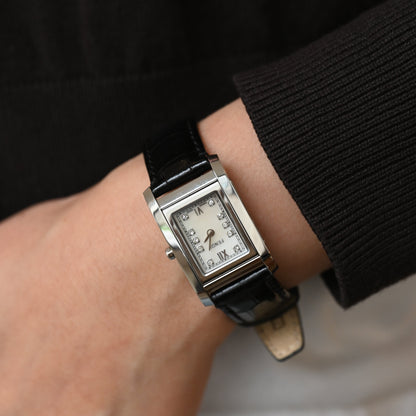 Fendi 002-7600L-966 Watch - Leluxe Vintage Sdn. Bhd.