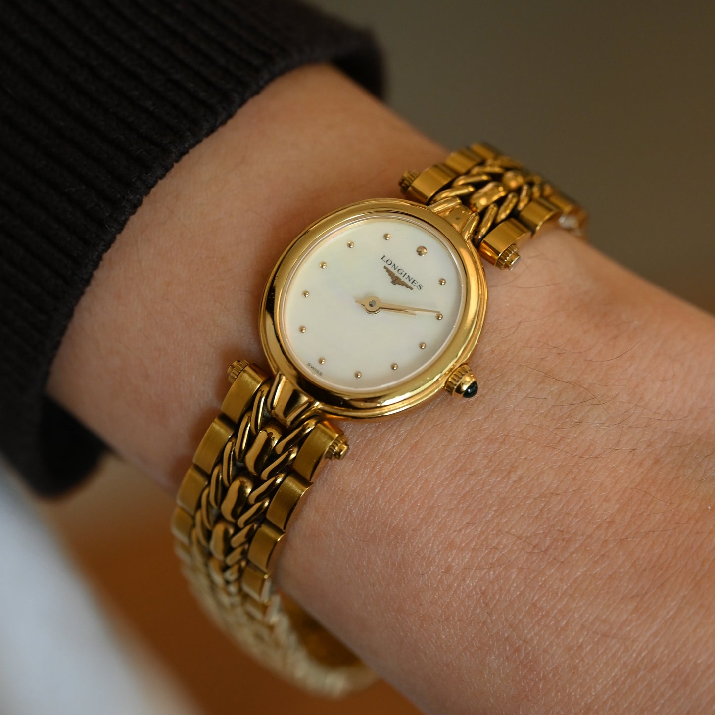 Longines L6.204.2 Oval Bracelet Watch - Leluxe Vintage Sdn. Bhd.