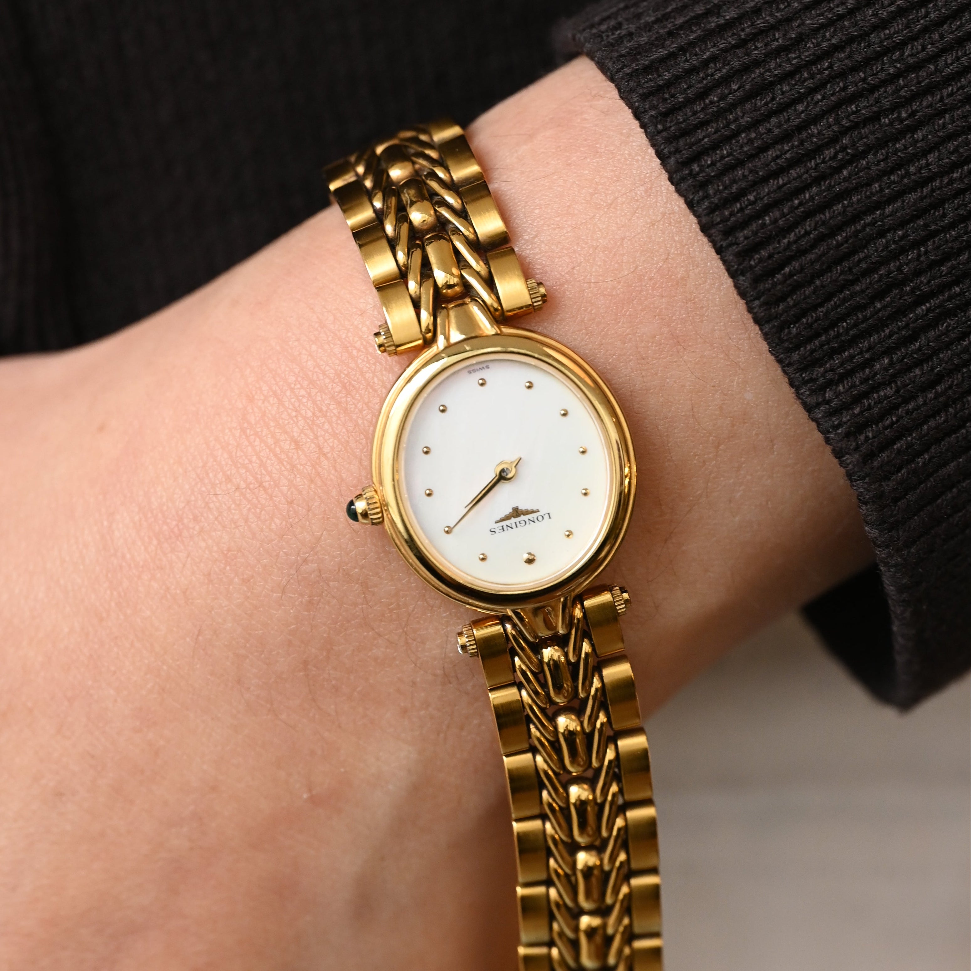 Longines L6.204.2 Oval Bracelet Watch - Leluxe Vintage Sdn. Bhd.