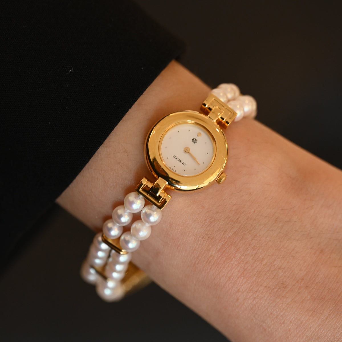 Mikimoto Double Pearl Bracelet JAL Watch Ref. 4N20-0941