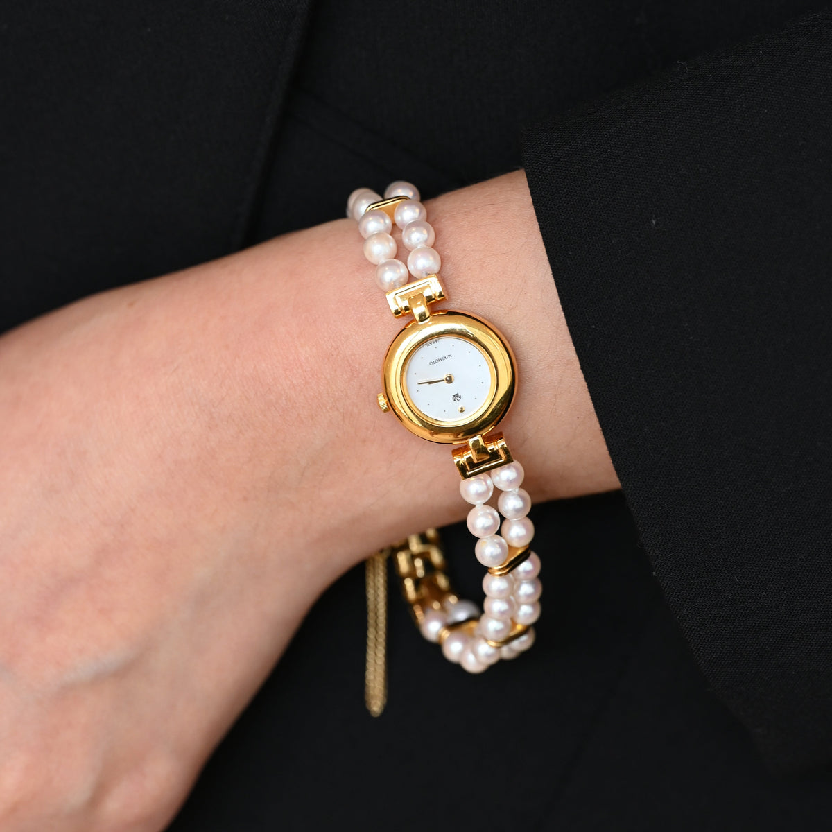 Mikimoto Double Pearl Bracelet JAL Watch Ref. 4N20-0941