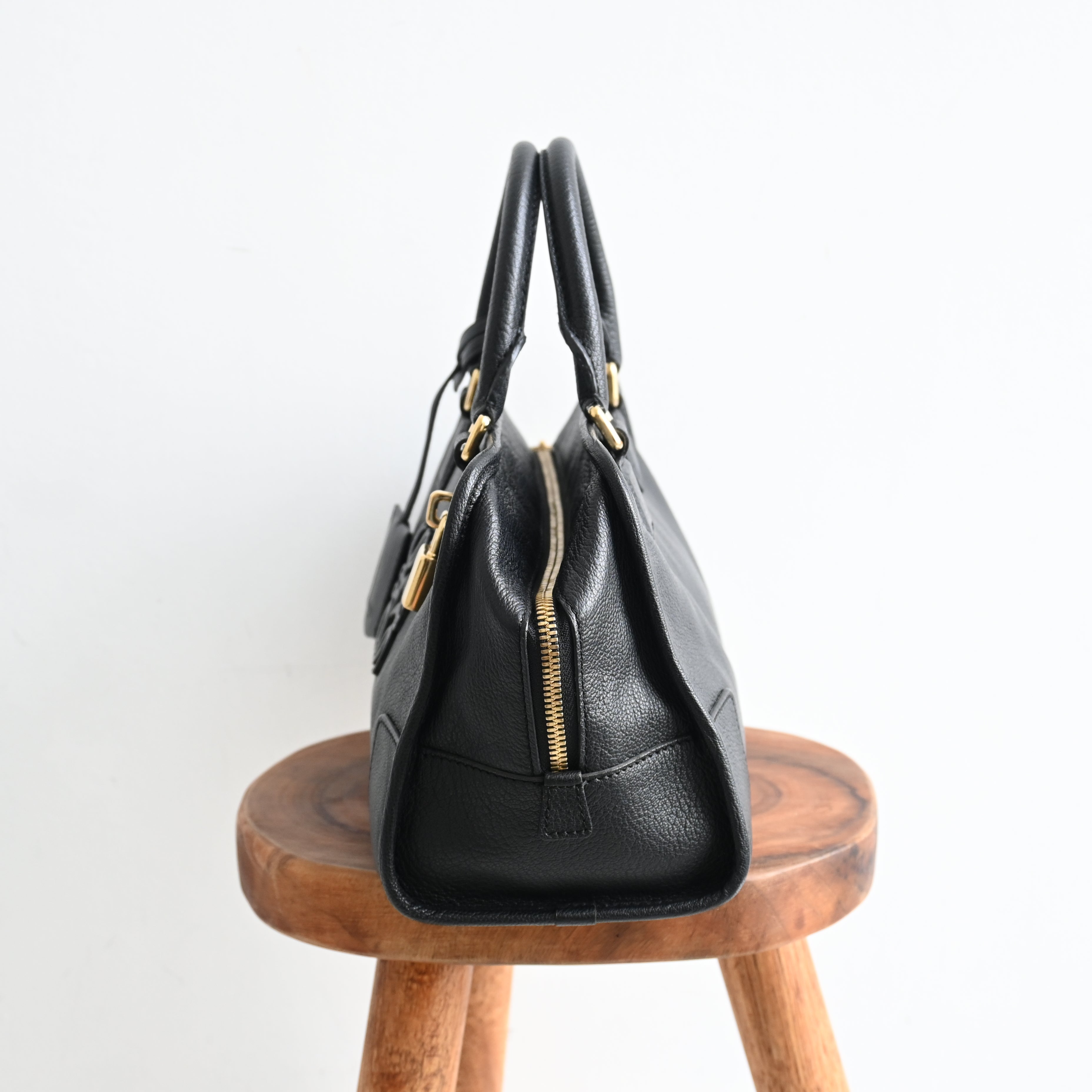 Loewe Anagram Amazona 28 - Leluxe Vintage Sdn. Bhd.