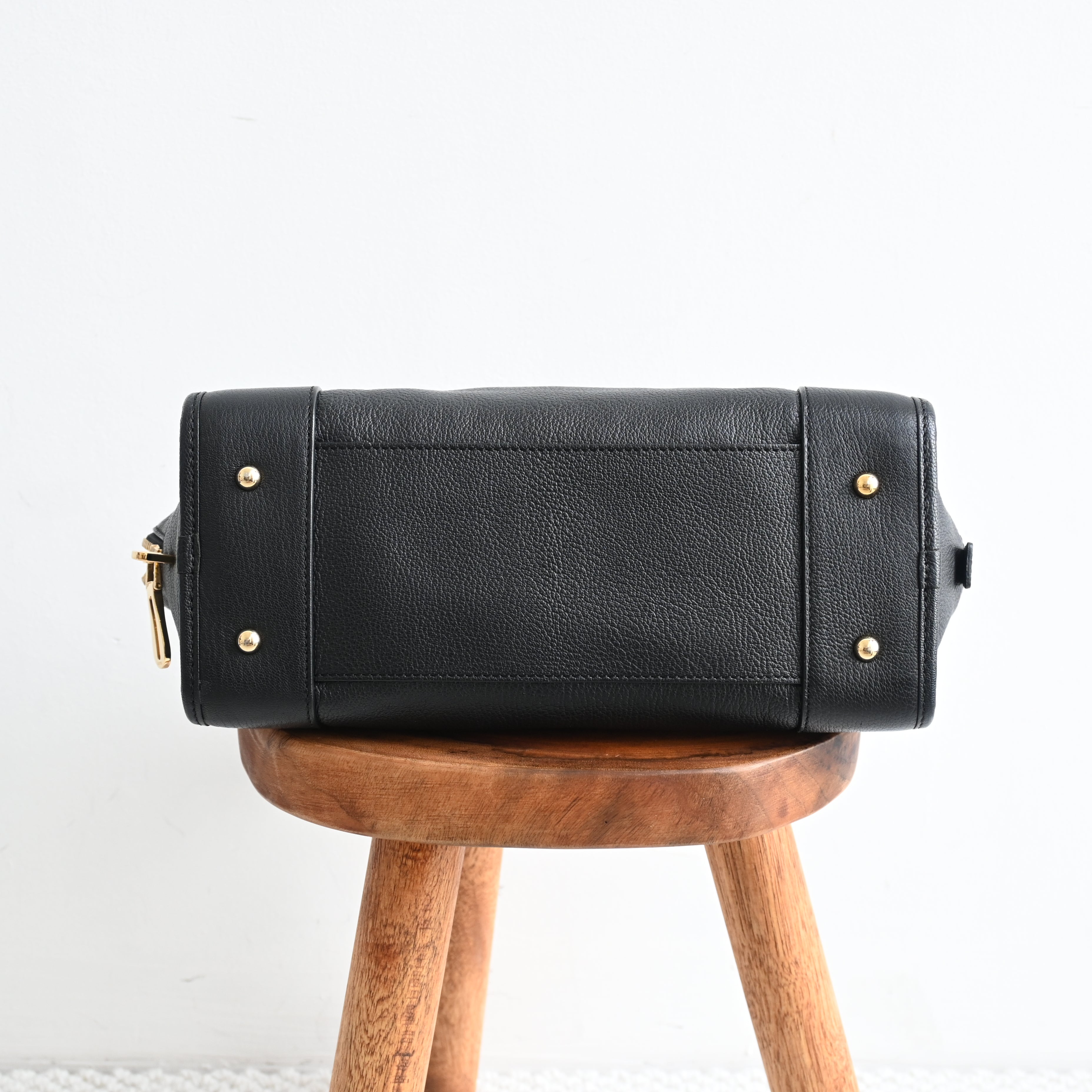 Loewe Anagram Amazona 28 - Leluxe Vintage Sdn. Bhd.