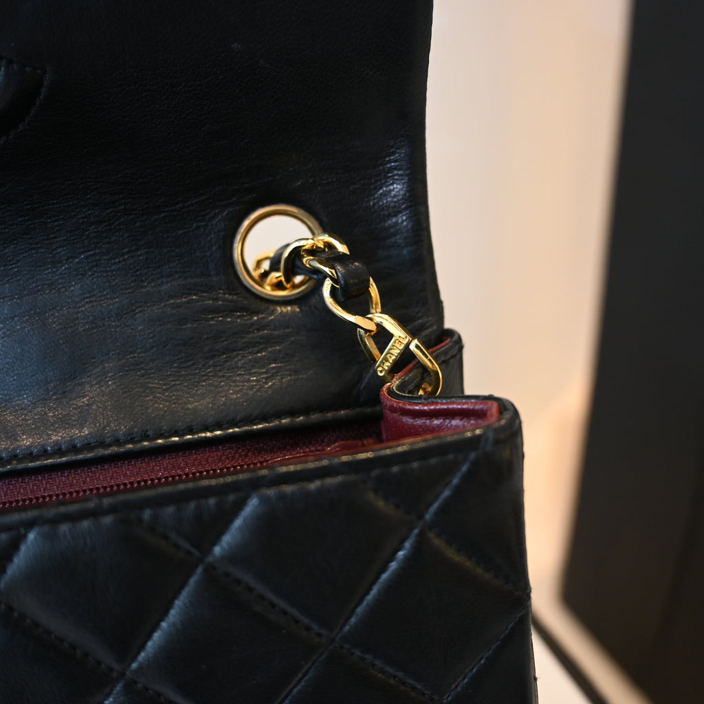 Chanel Classic Flap Mini Square 20 - Leluxe Vintage Sdn. Bhd.