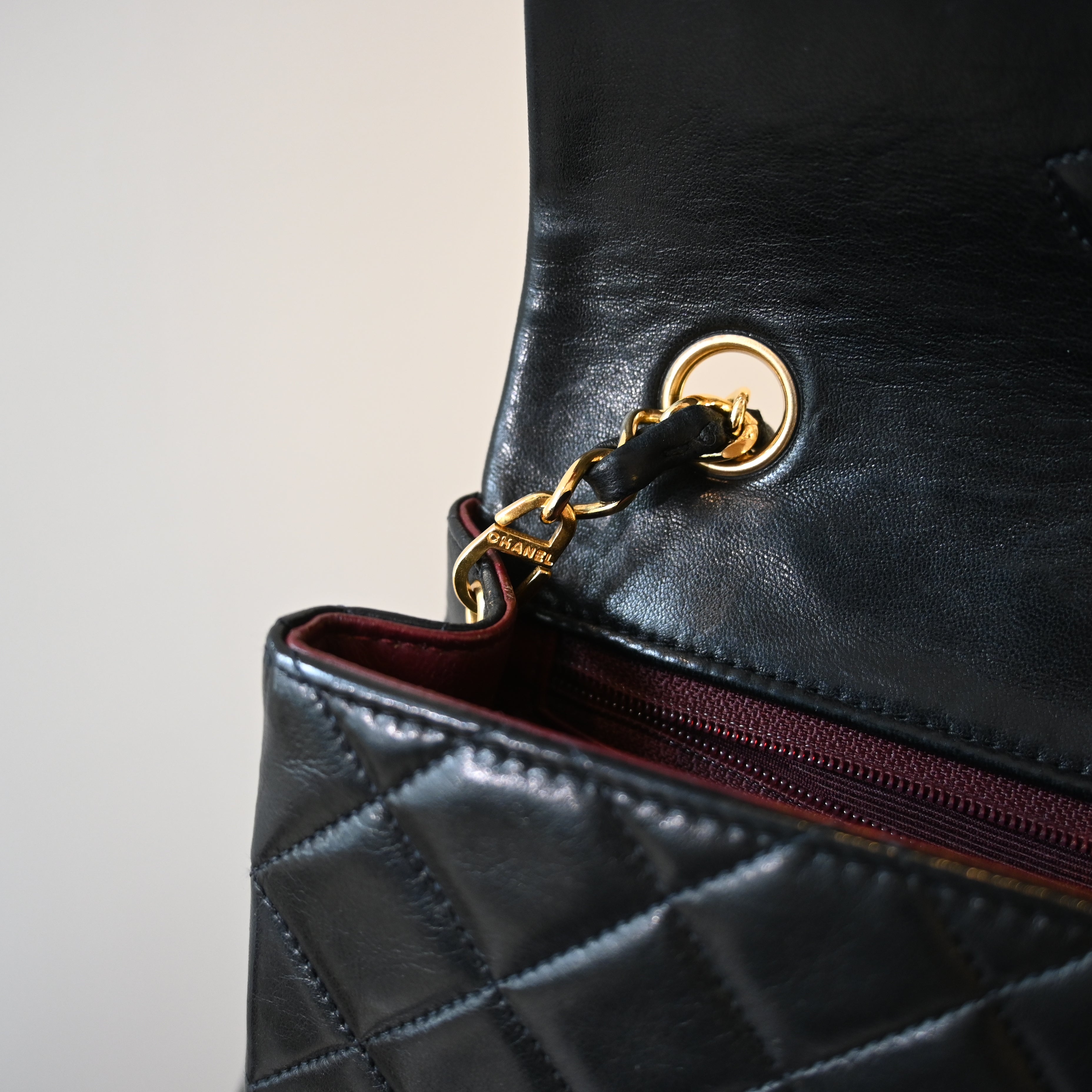 Chanel Classic Flap Mini Square 20 - Leluxe Vintage Sdn. Bhd.