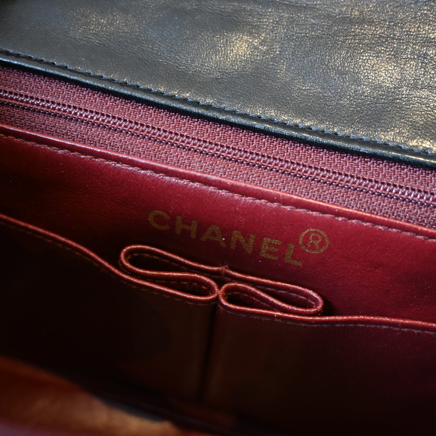 Chanel Classic Flap Mini Square 20 - Leluxe Vintage Sdn. Bhd.