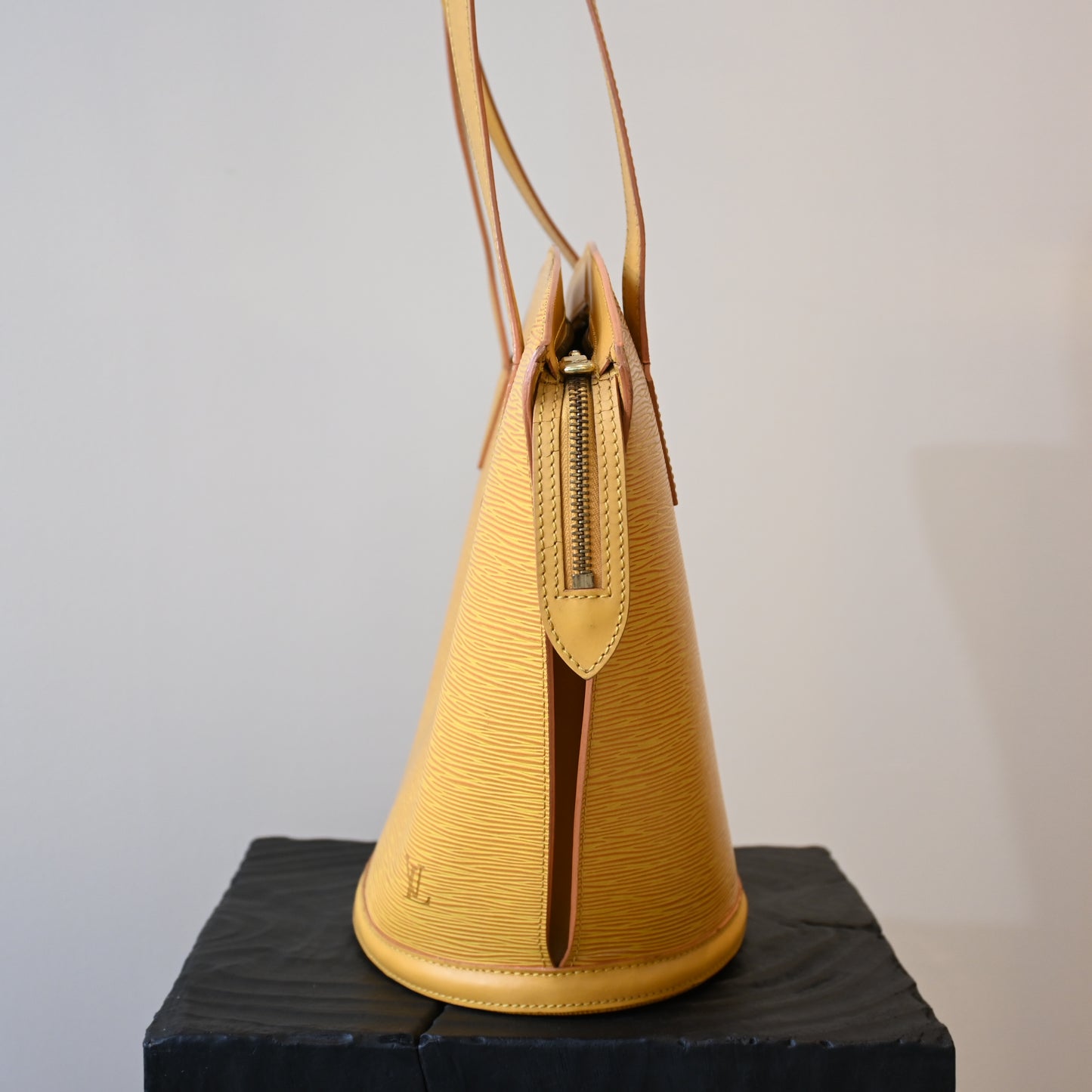 Louis Vuitton Saint Jacques Epi GM - Leluxe Vintage Sdn. Bhd.