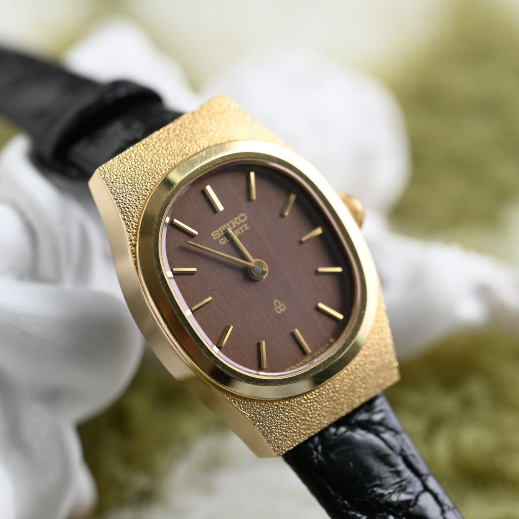 Seiko 4720-5130 Brown Dial Hammered Bezel Watch