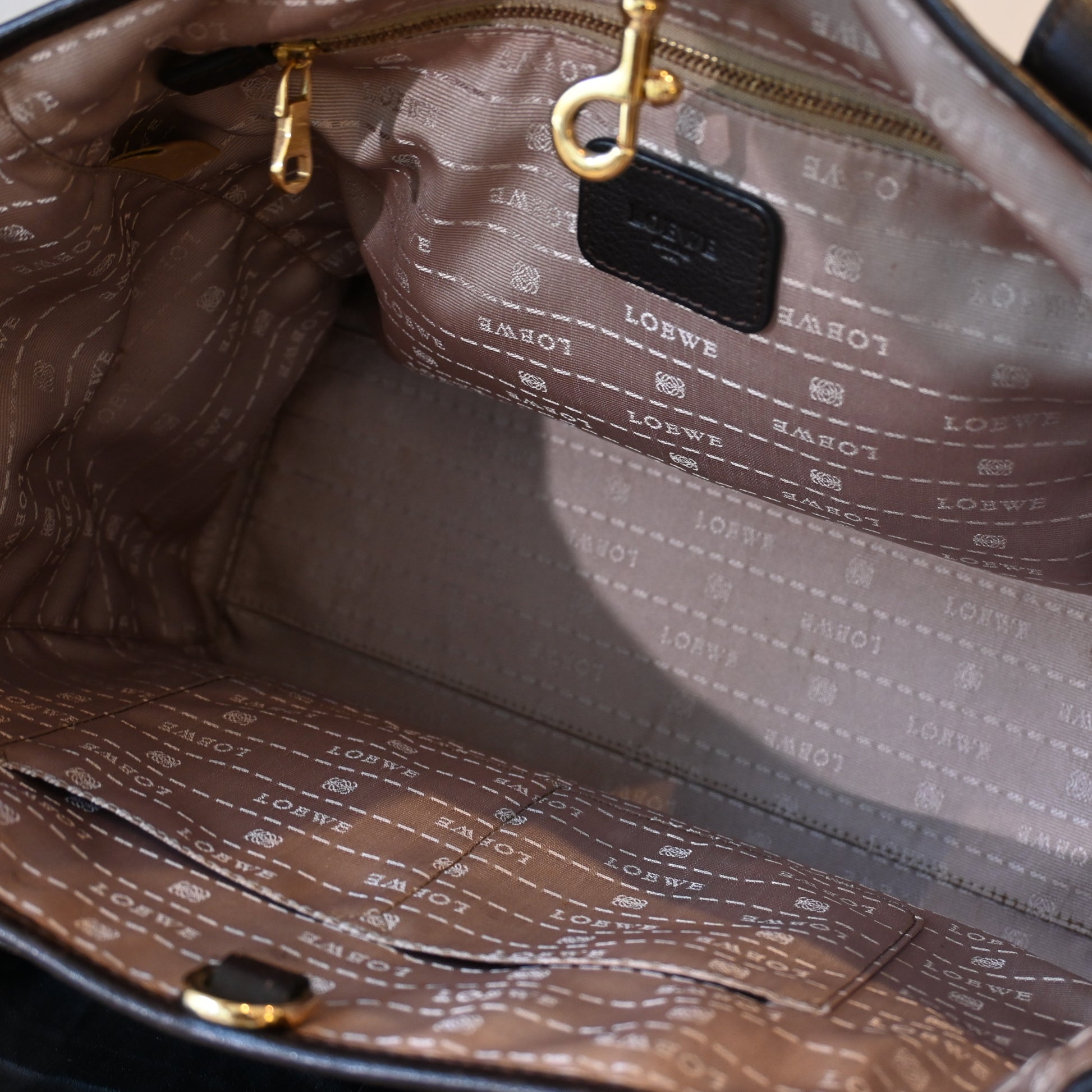 Loewe Heritage Tote - Leluxe Vintage Sdn. Bhd.