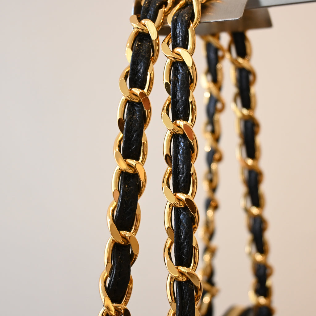 Chanel Logo Caviar Skin Mini Chain Tote - Leluxe Vintage Sdn. Bhd.