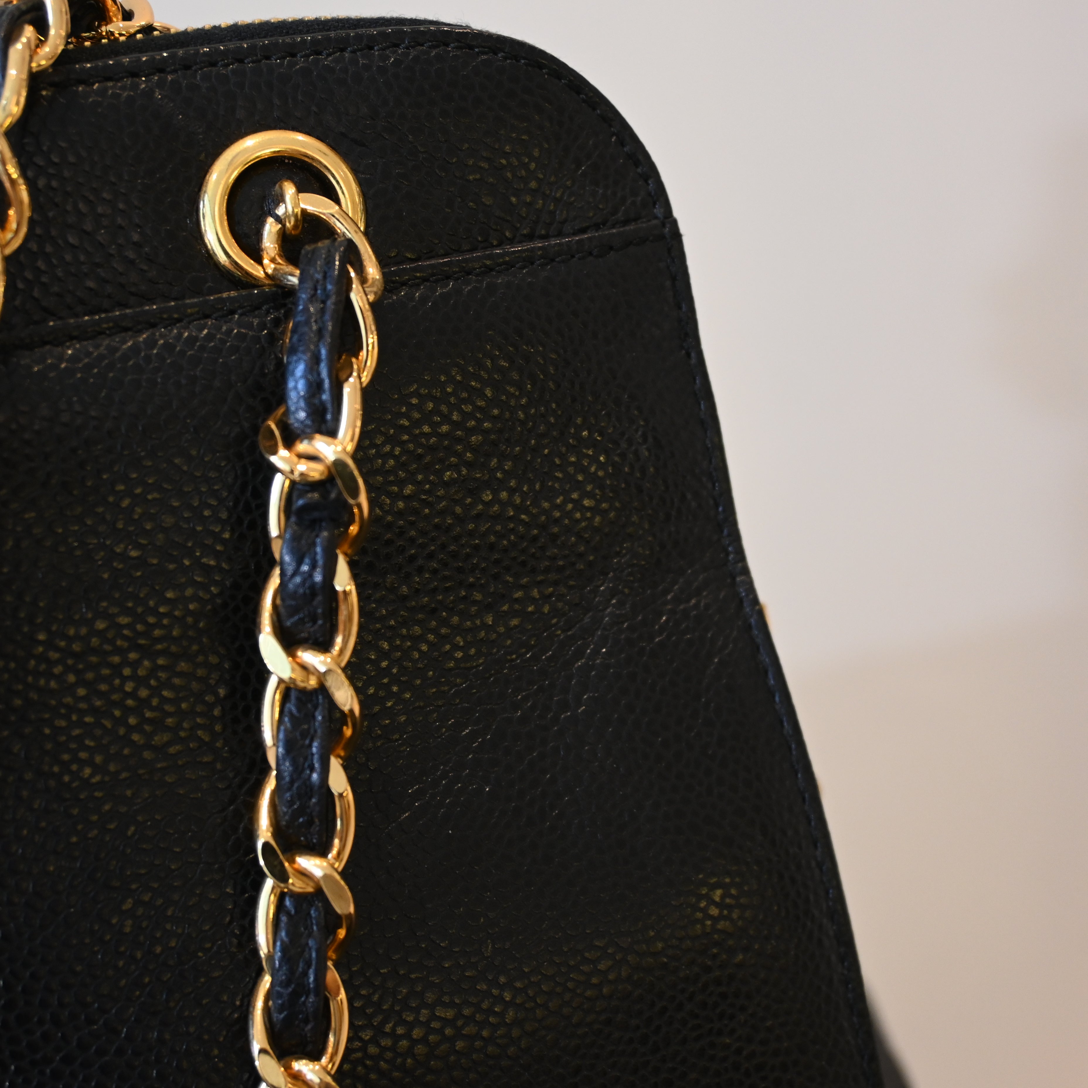Chanel Logo Caviar Skin Mini Chain Tote - Leluxe Vintage Sdn. Bhd.
