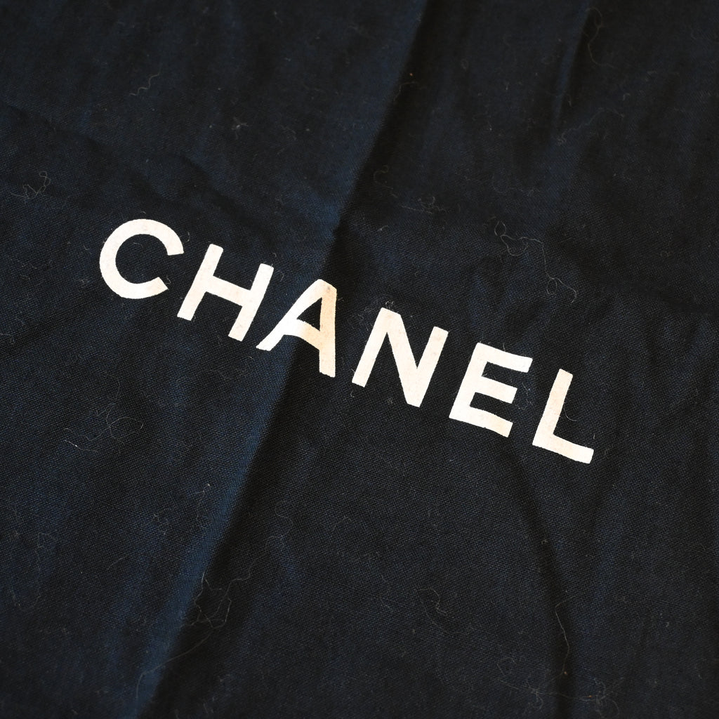 Chanel Logo Caviar Skin Mini Chain Tote - Leluxe Vintage Sdn. Bhd.